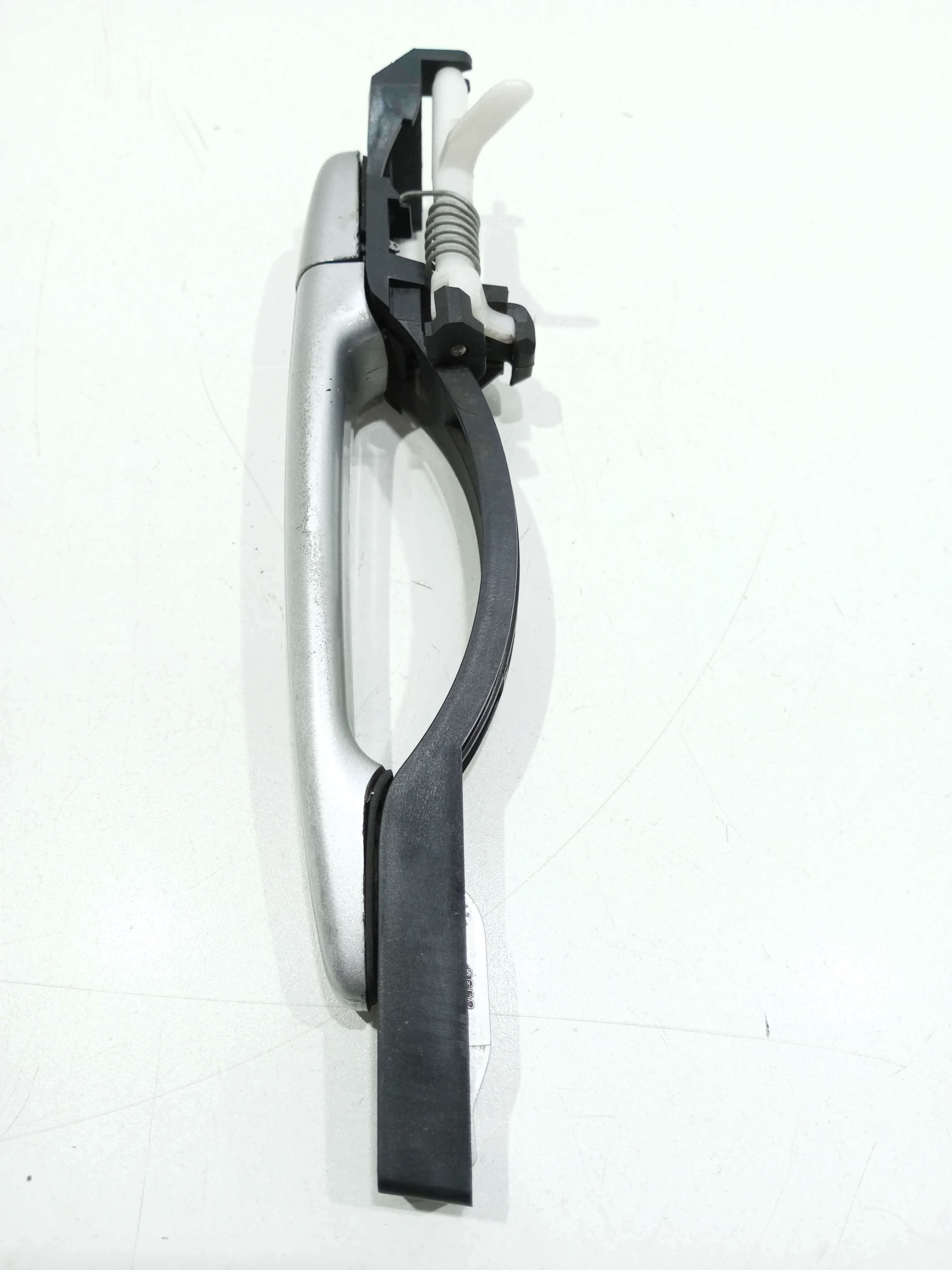 Maçaneta Externa Porta Traseira Direita Peugeot 307 2004 3