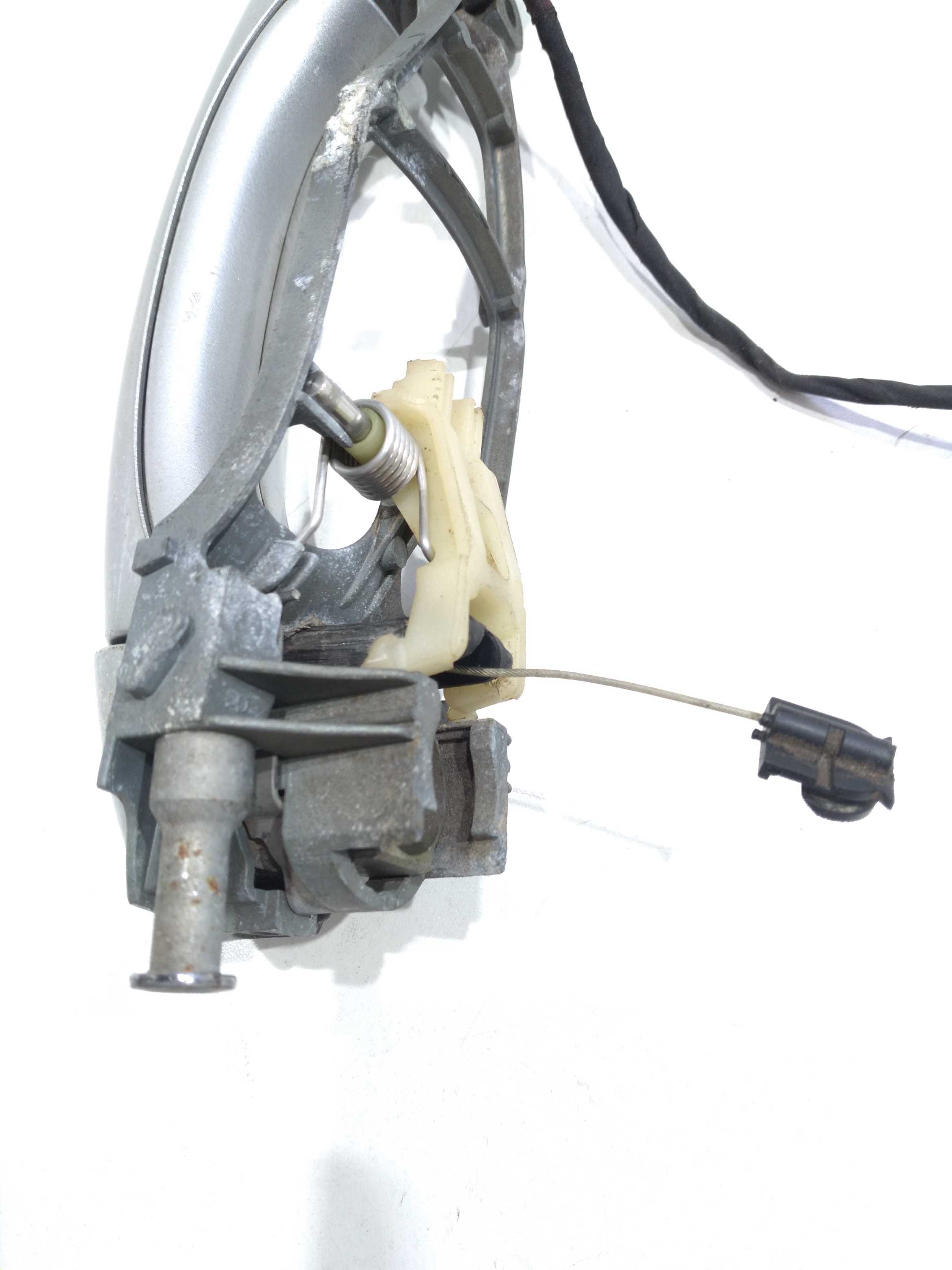 Maçaneta Externa Porta Traseira Esq. Vw Touareg 4.2 V8 2005 6