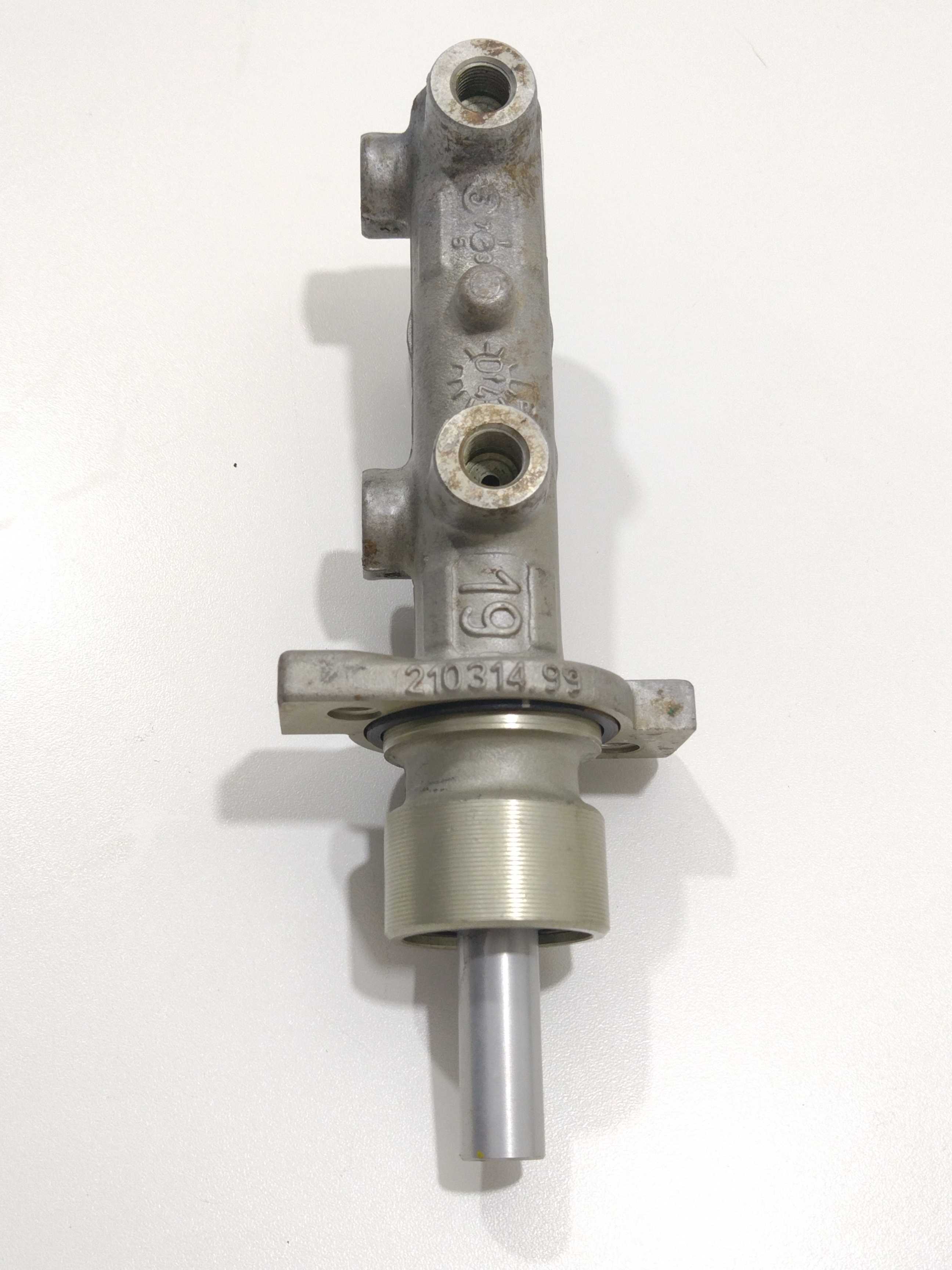 Cilindro Mestre Freio 4 Saídas Vw Fox 2009 1