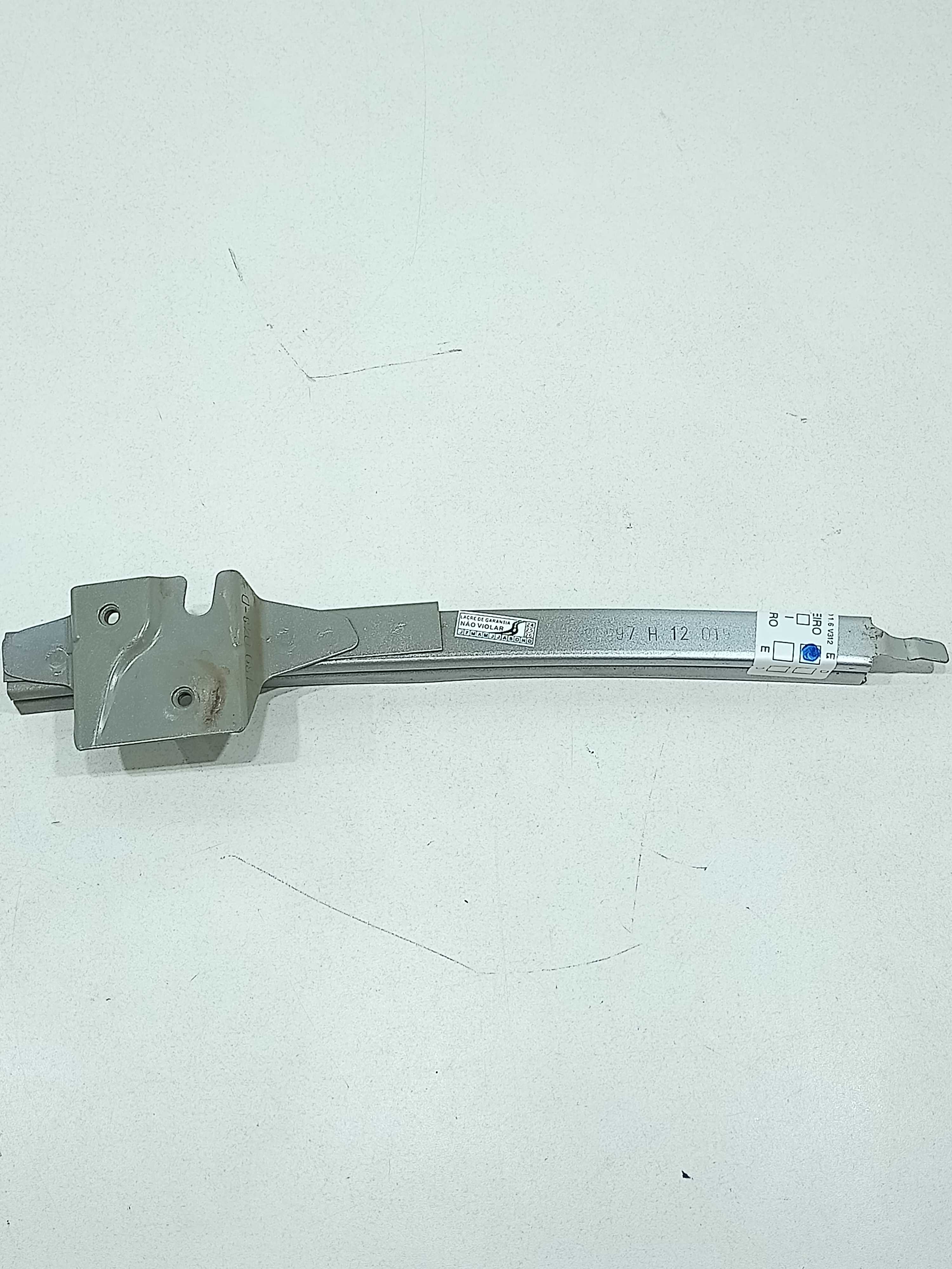 Guia De Vidro Dianteiro Esquerdo Renault Sandero 2013 1.6 1