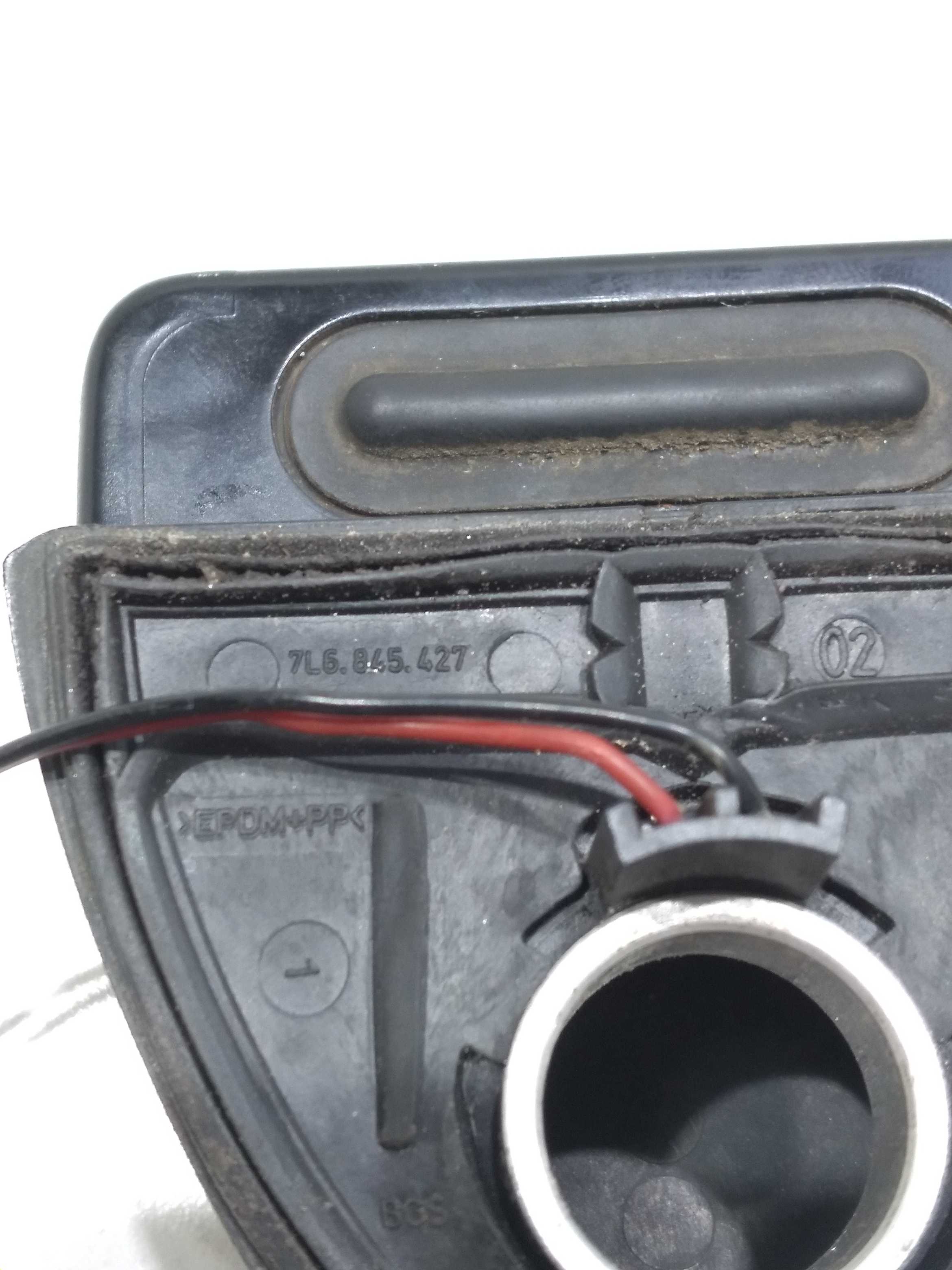 Maçaneta Externa Do Vidro Traseiro Vw Touareg 4.2 V8 2005 3
