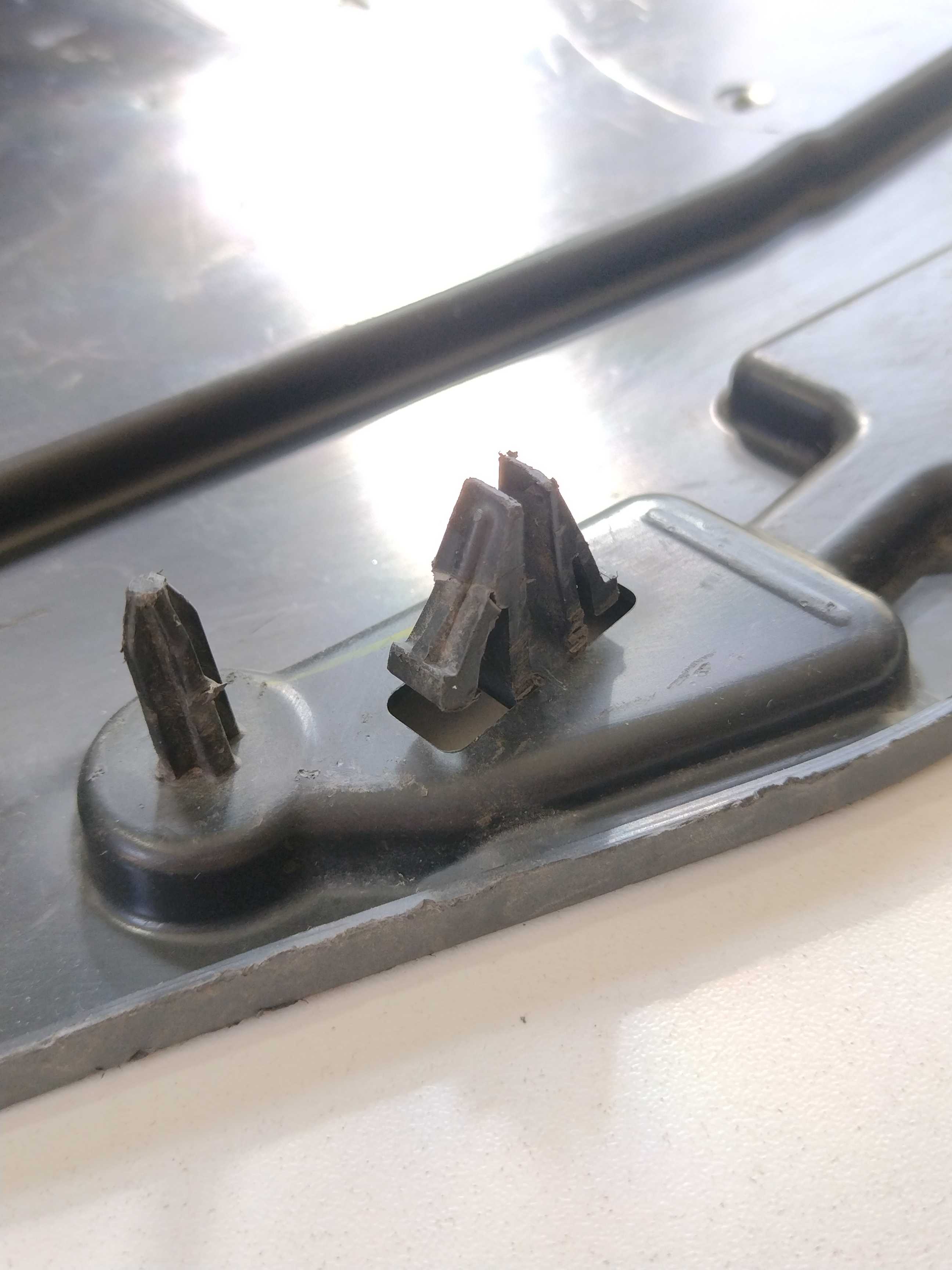 Defletor Ar Lateral Esquerd Radiador C3 2015 9676010380 6