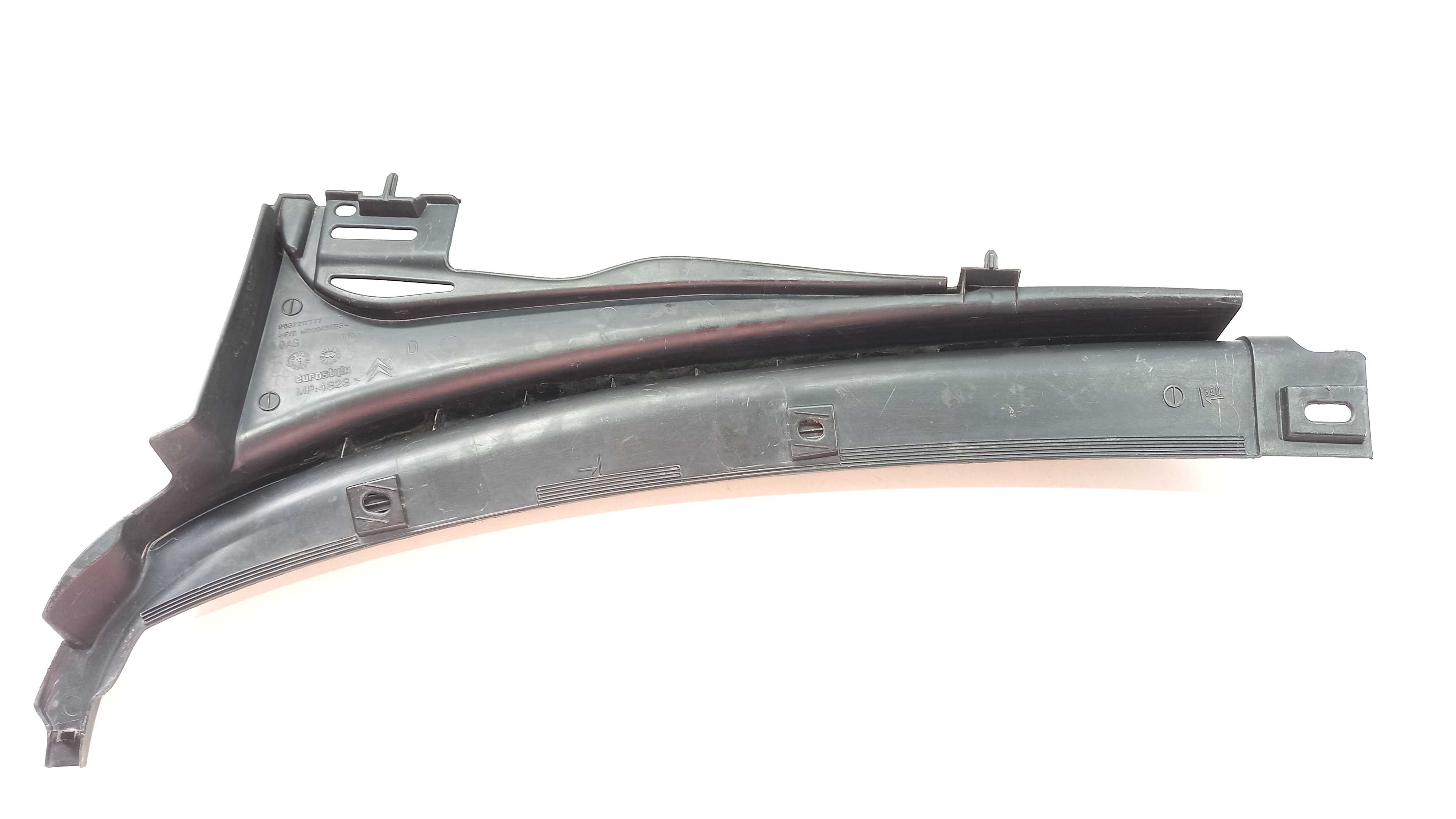 Grade Churrasqueira Lado Direito Citroën Xsara 2001 3