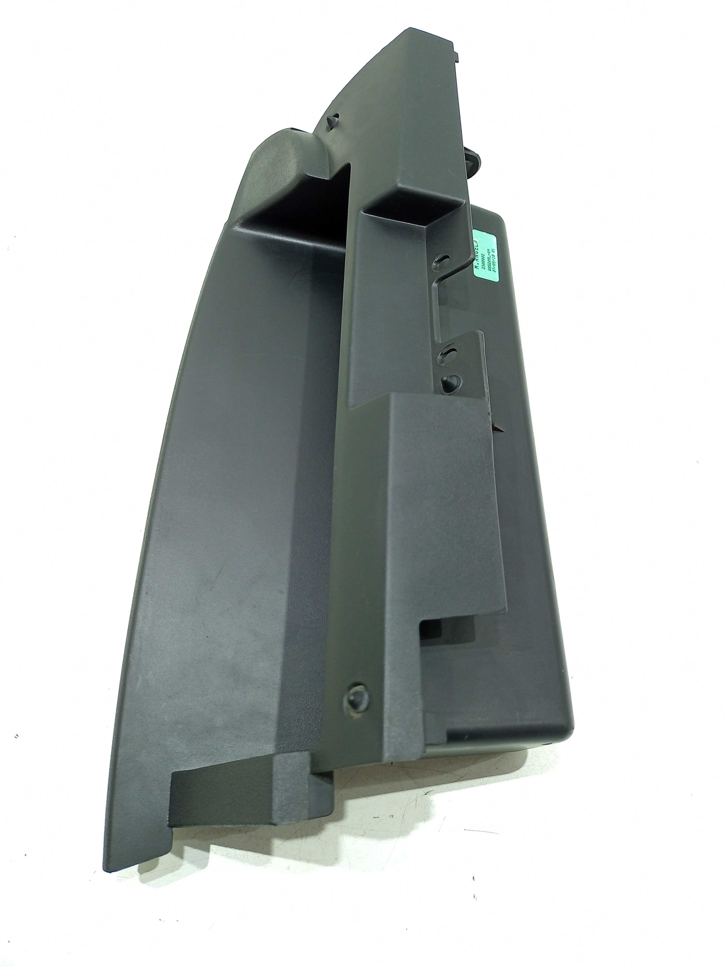 Porta Objetos Lado Direito Painel Nissan Versa 1.6 S 2019 2