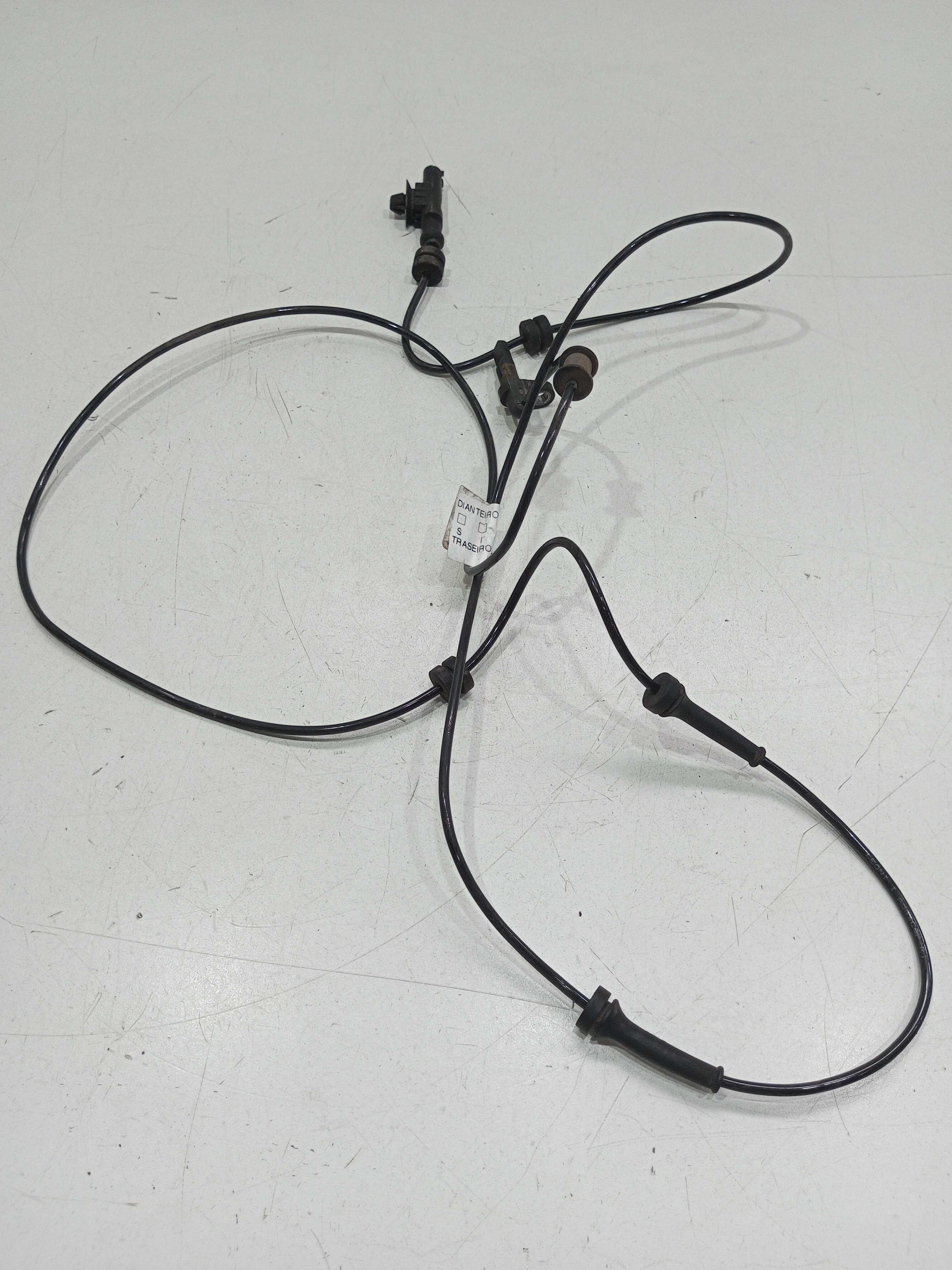 Sensor Abs Traseiro Esquerdo Fiat Fiorino 1.4 2021 1