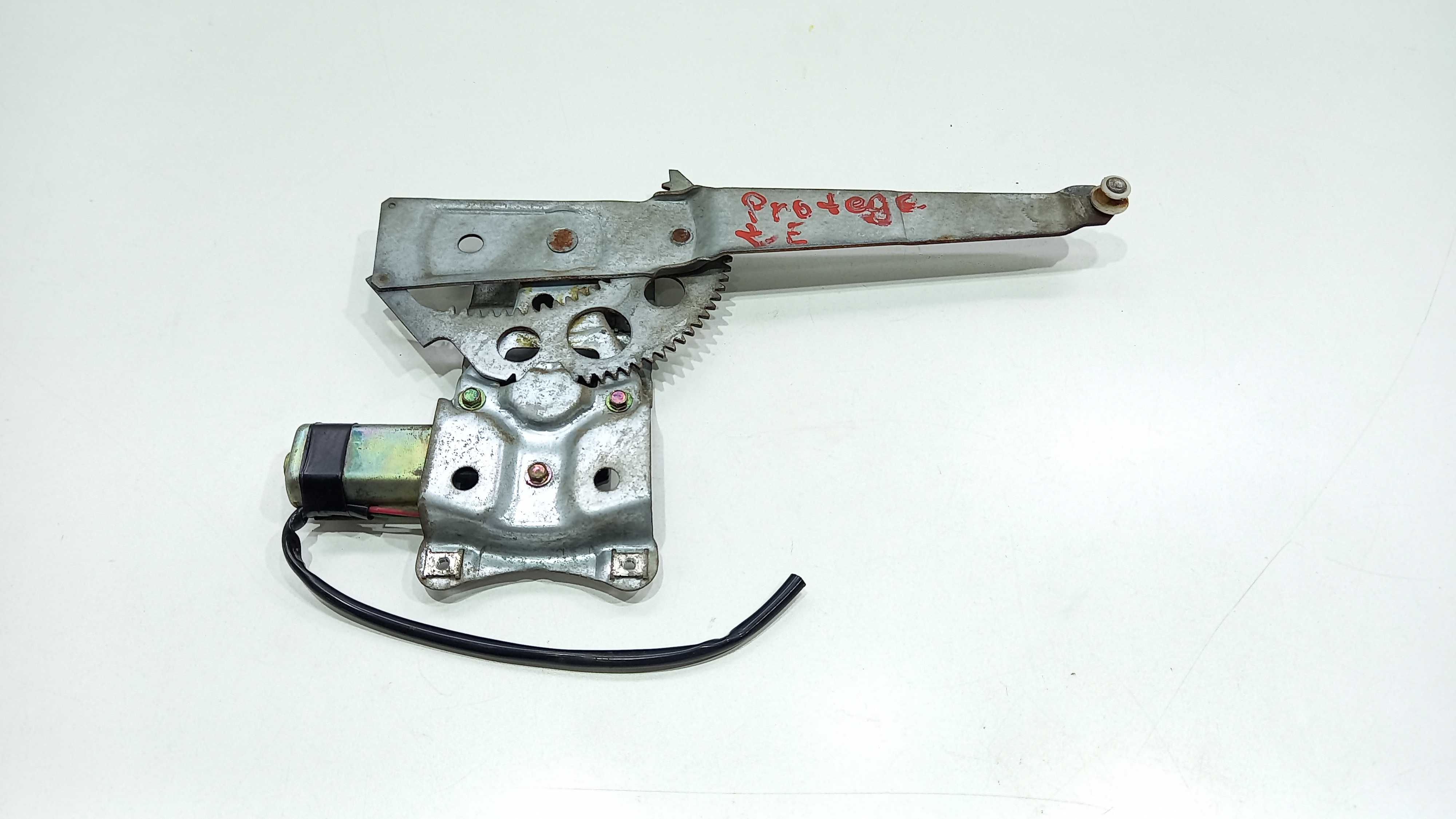 Maquina De Vidro Traseira Esquerda Mazda Protege 1995 1