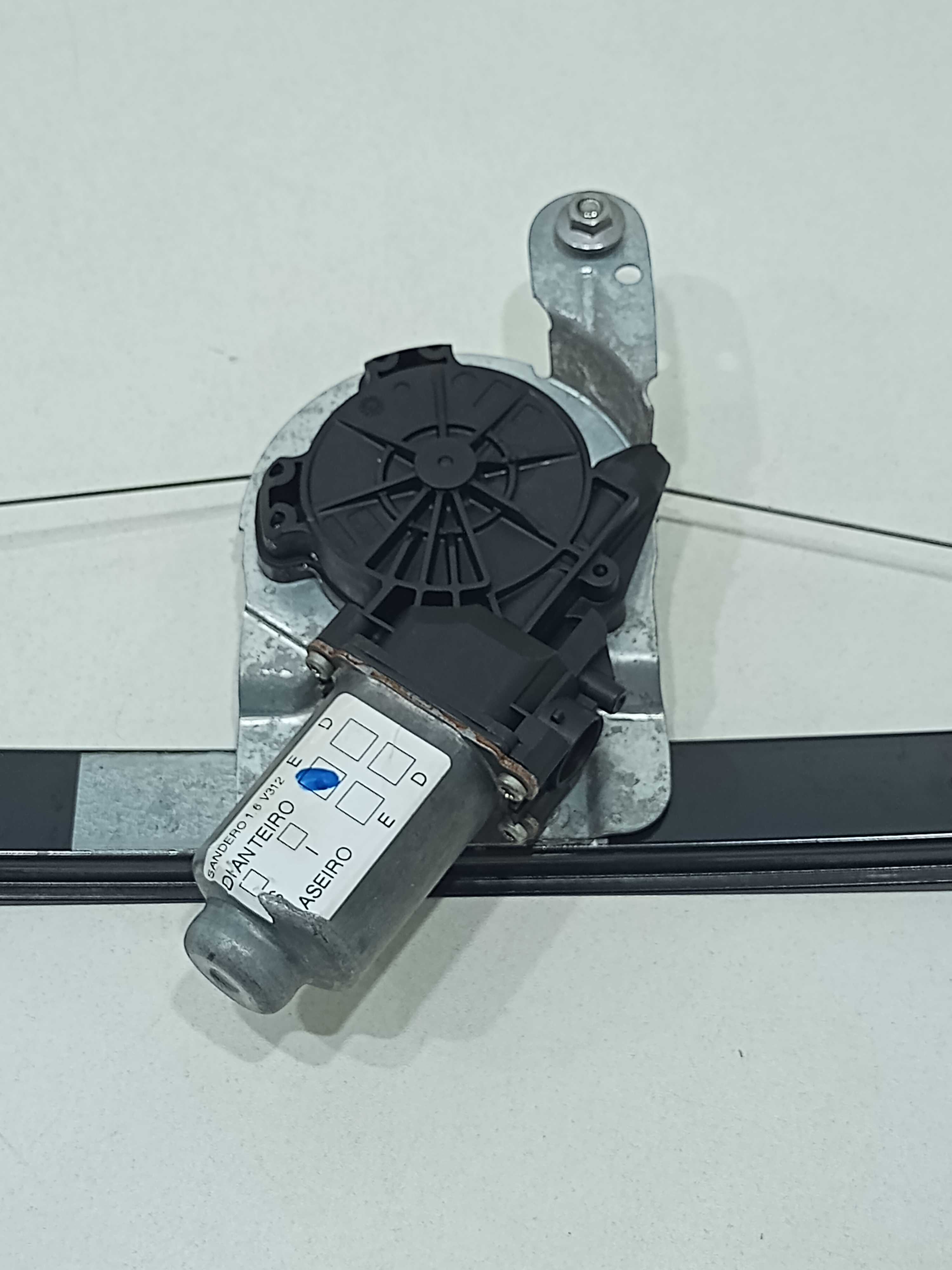 Máquina Vidro Elétrico Dianteiro Esquerdo Sandero 2013 1.6 3