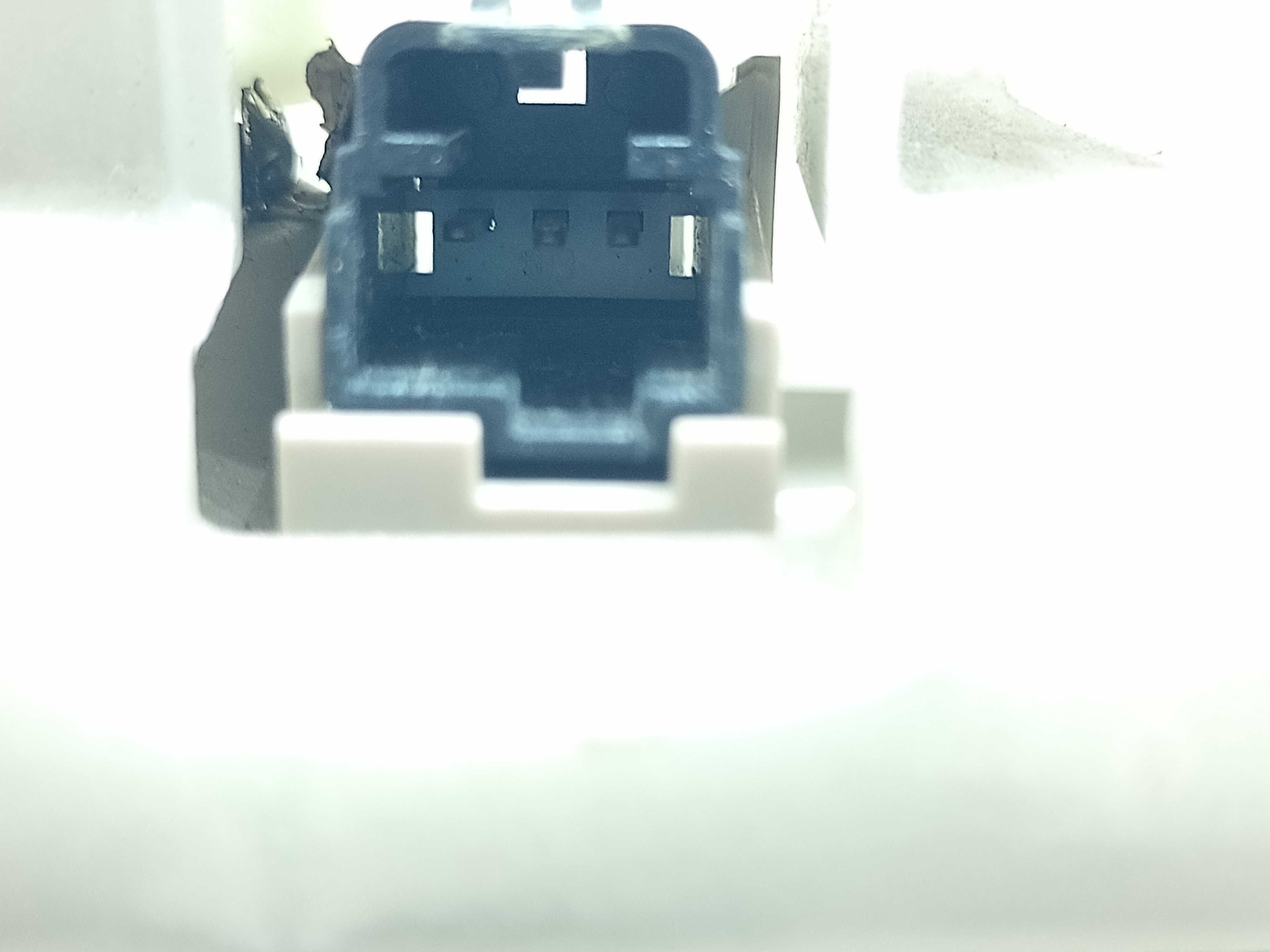 Luz Cortesia Teto Ford New Fiesta 2015 3