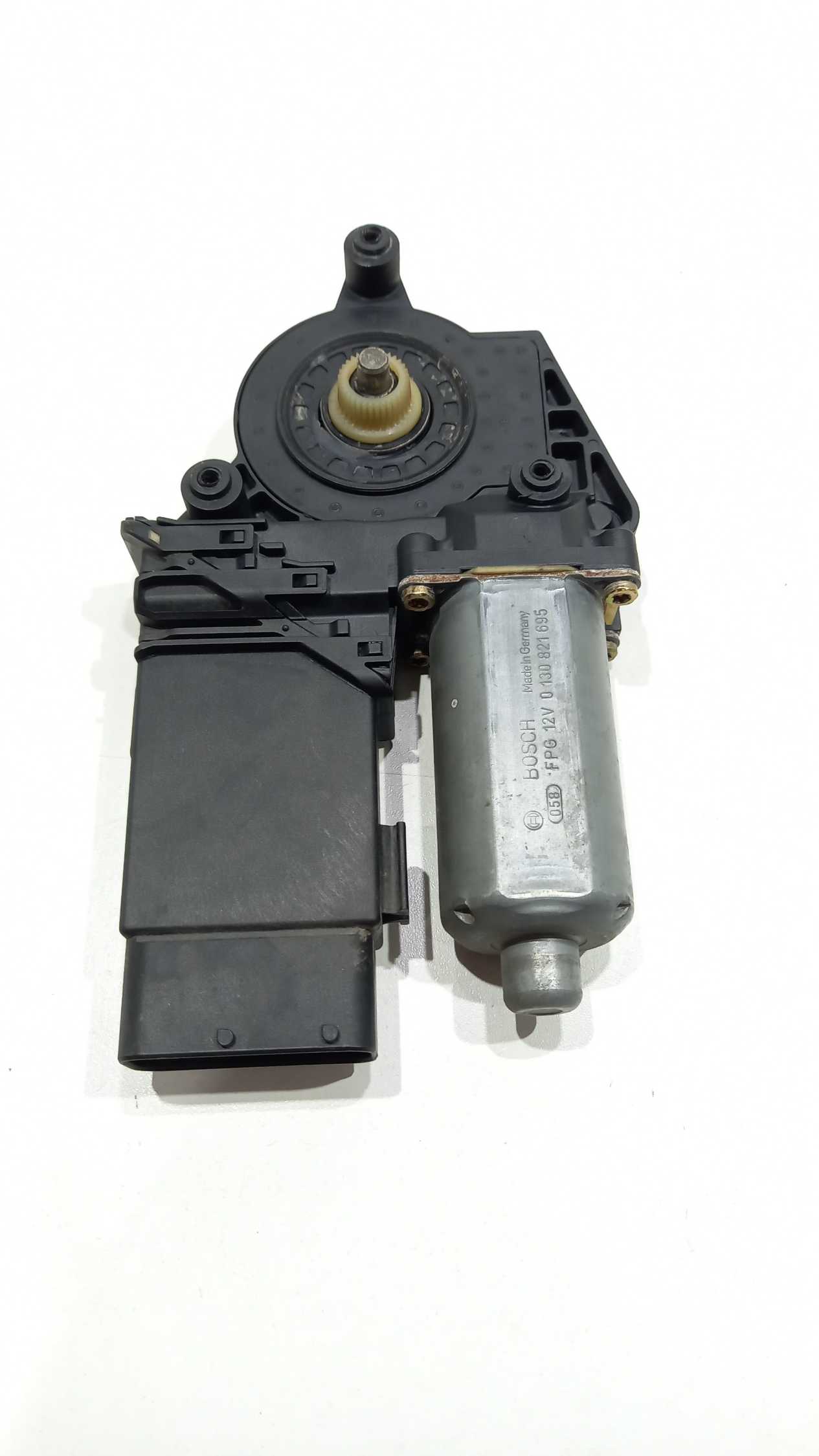 Motor Maquina De Vidro Dianteira Esquerda Passat 1997 2