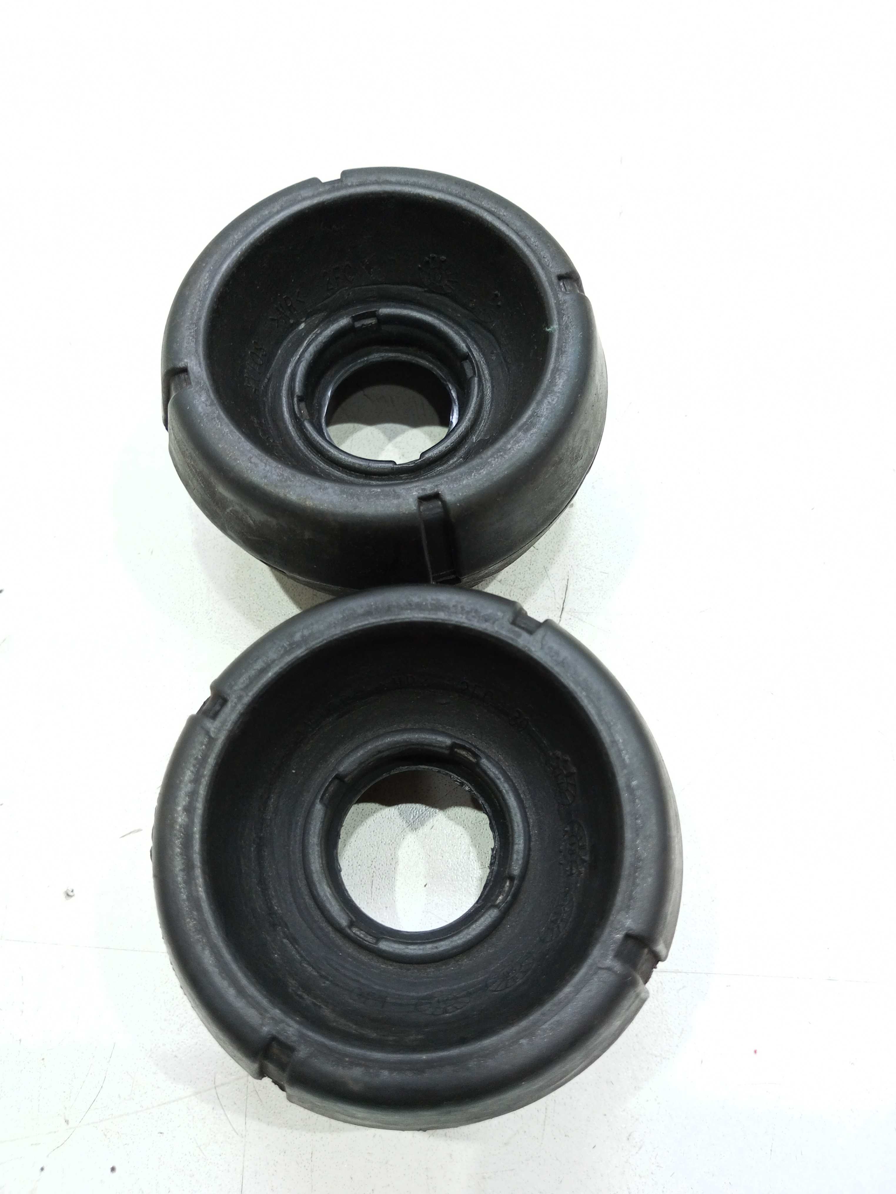 Par Coxim Superior Amortecedores Dianteiros Vw Saveiro 2018 3