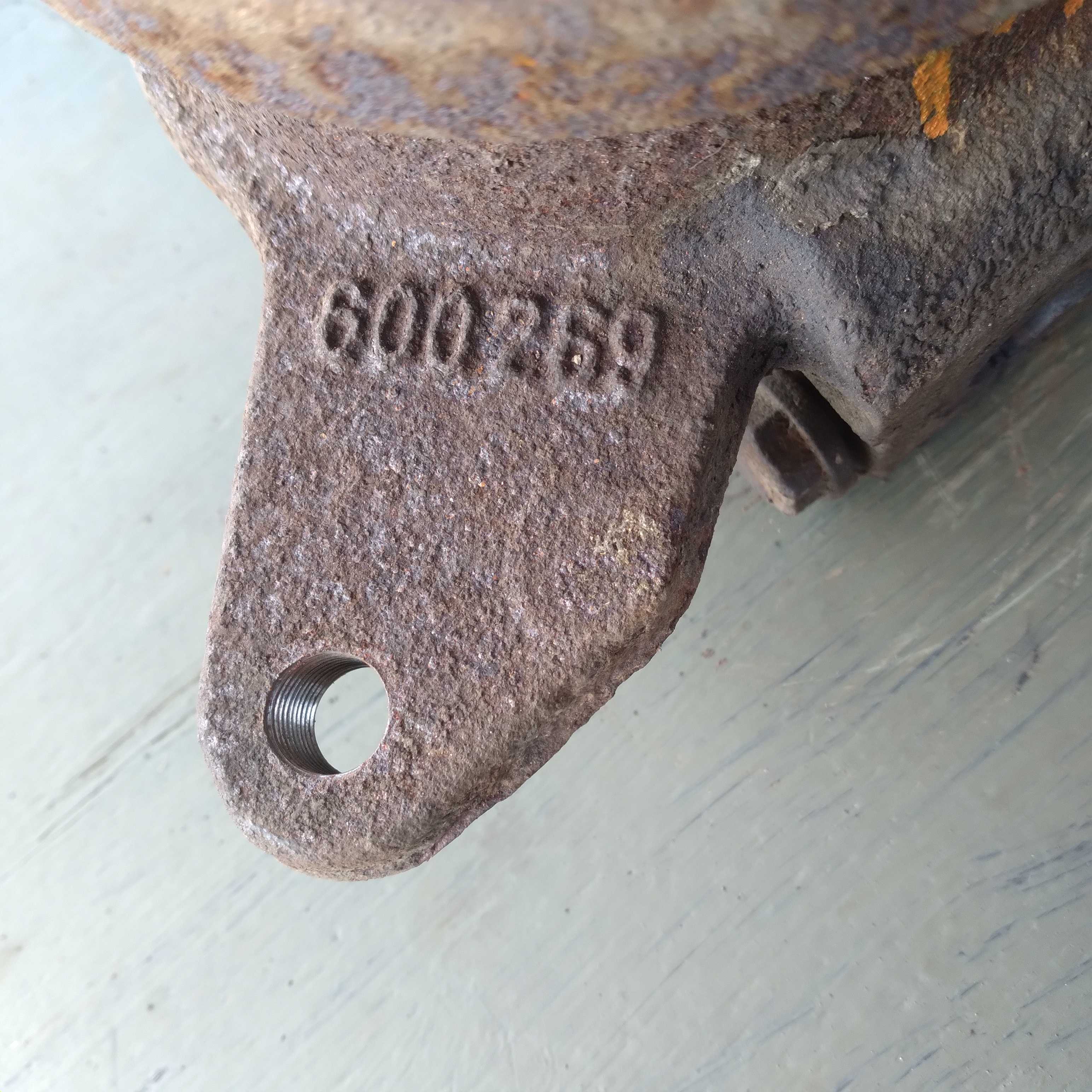 Montante dianteiro esquerdo megane 1.6 2002 com abs 4