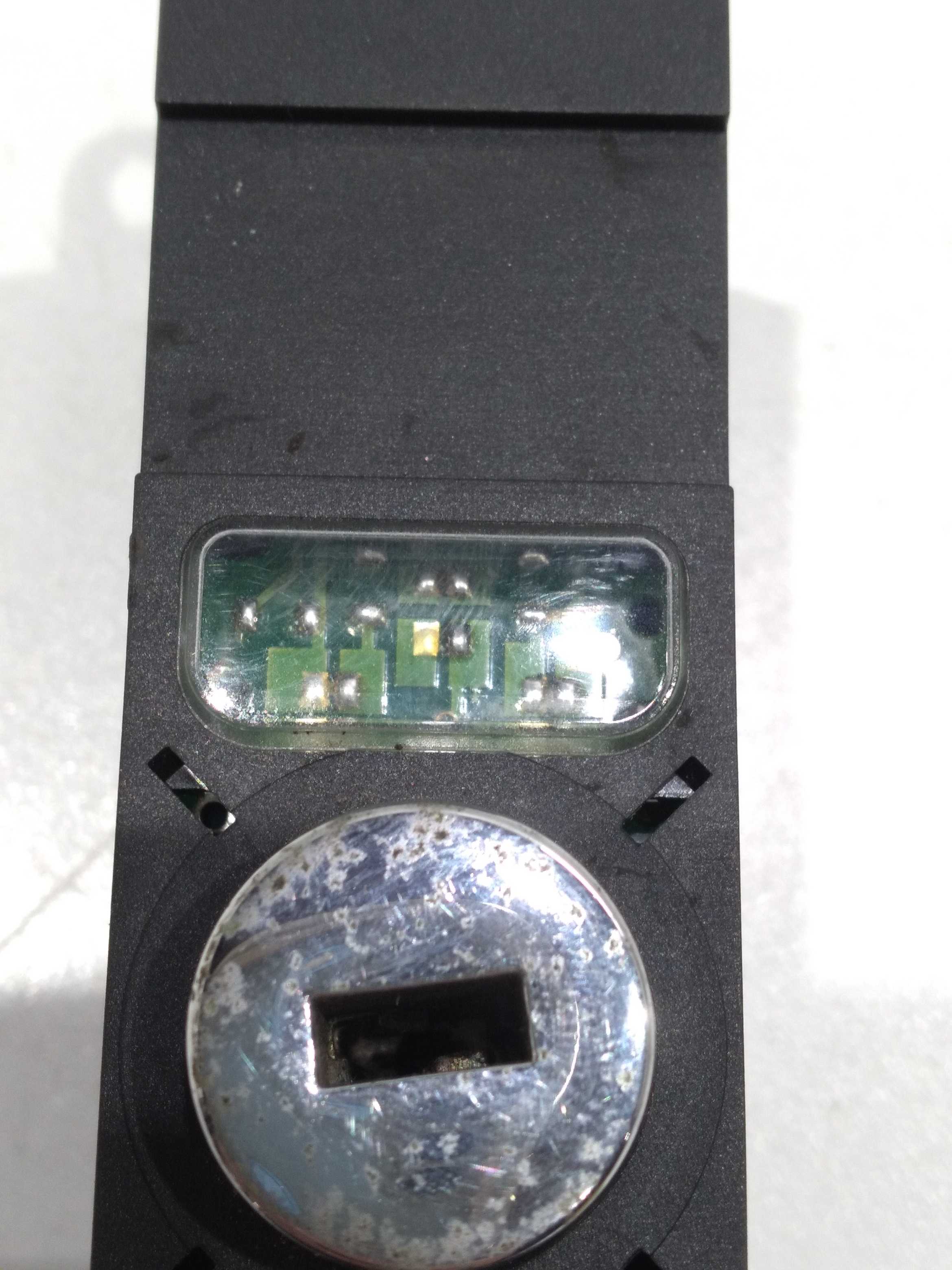Interruptor De Airbag Volkswagen Touareg 4.2 V8 2005 4