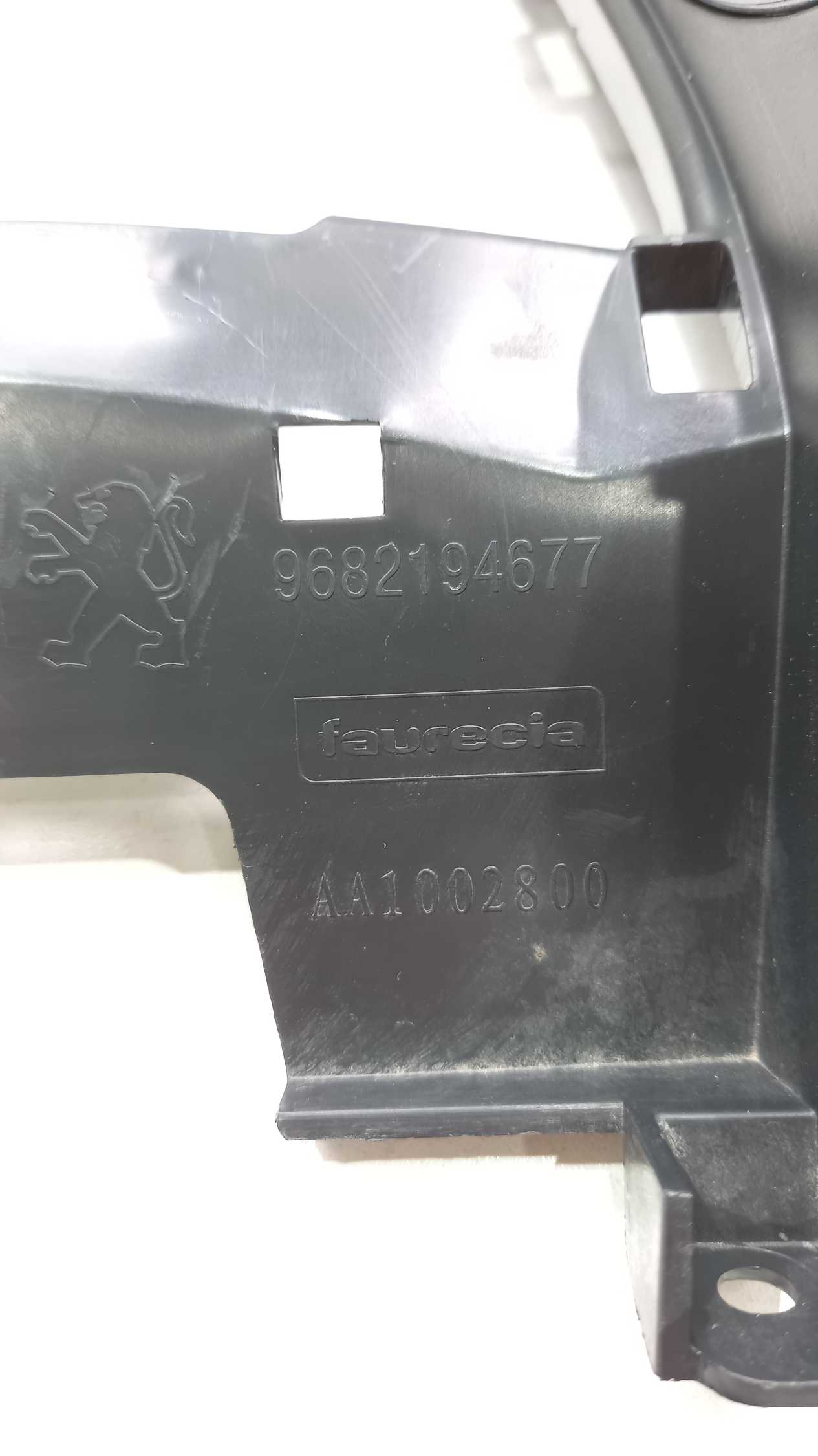 Moldura Do Cambio Automático Peugeot 308 408 2011 À 2015 2