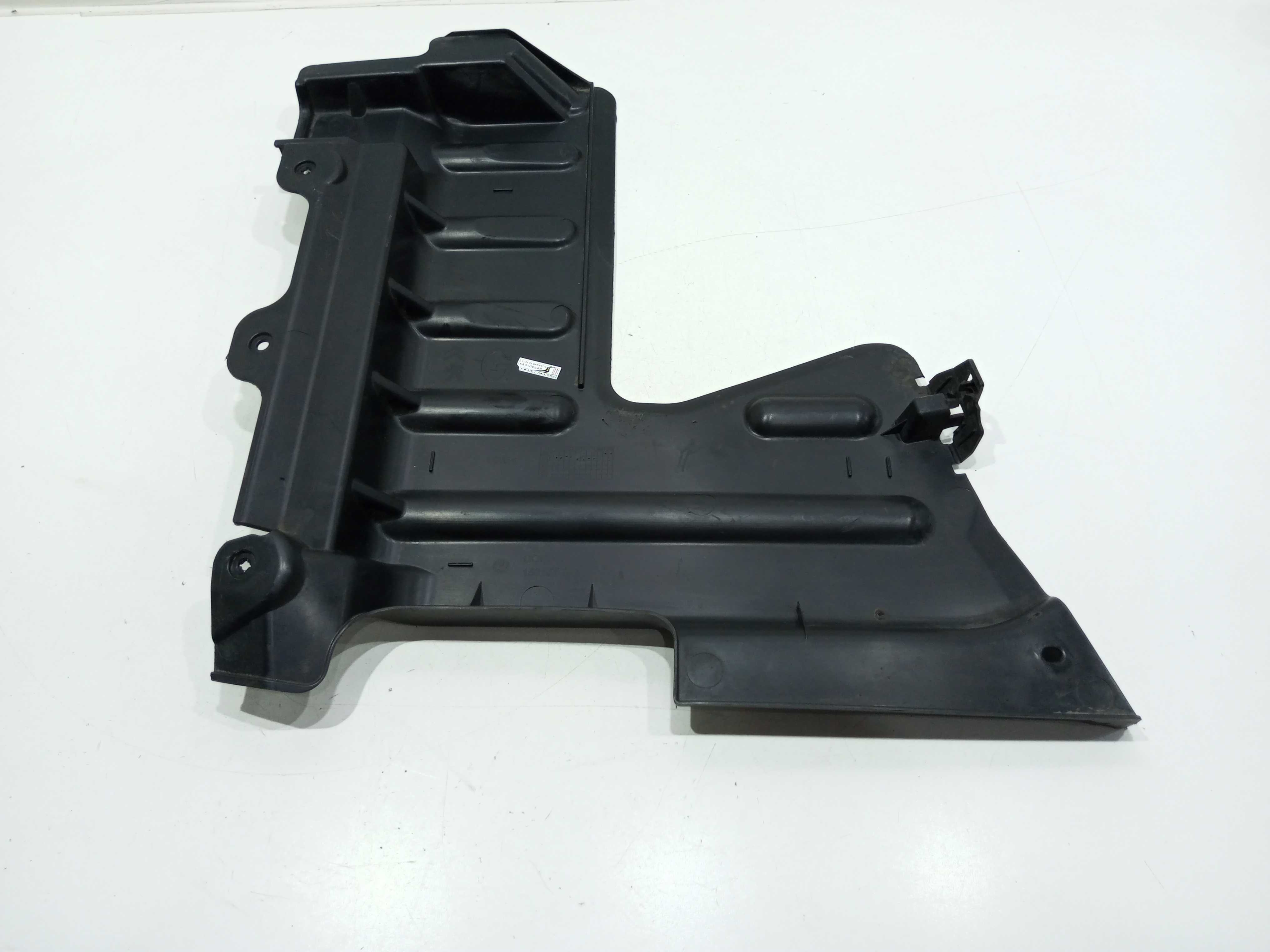 Protetor Tanque Combustível Lado Esquerdo Citroen C3 2017 1