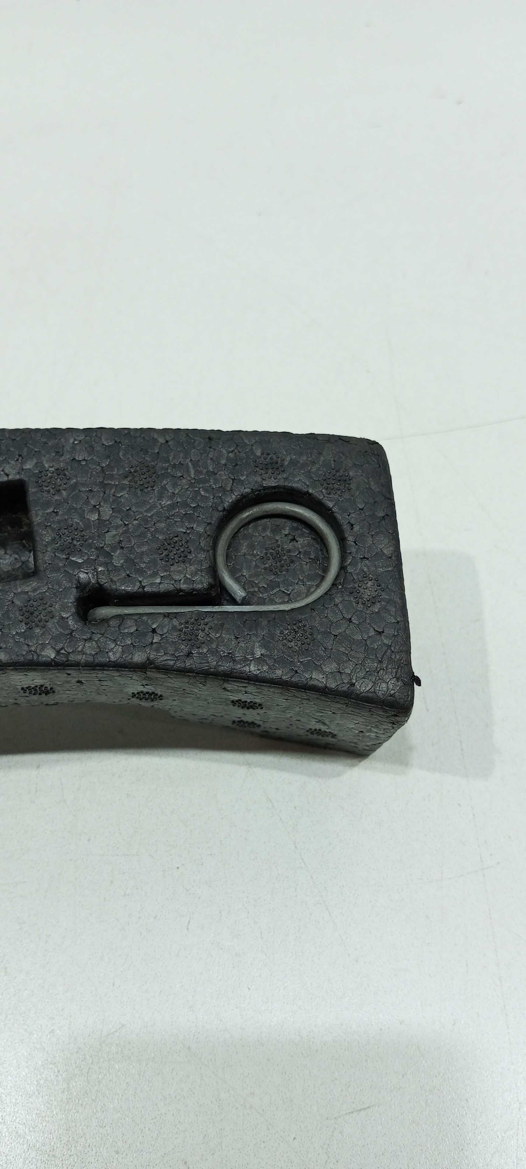 Isopor Da Chave Roda Volkswagen Golf 2014 2