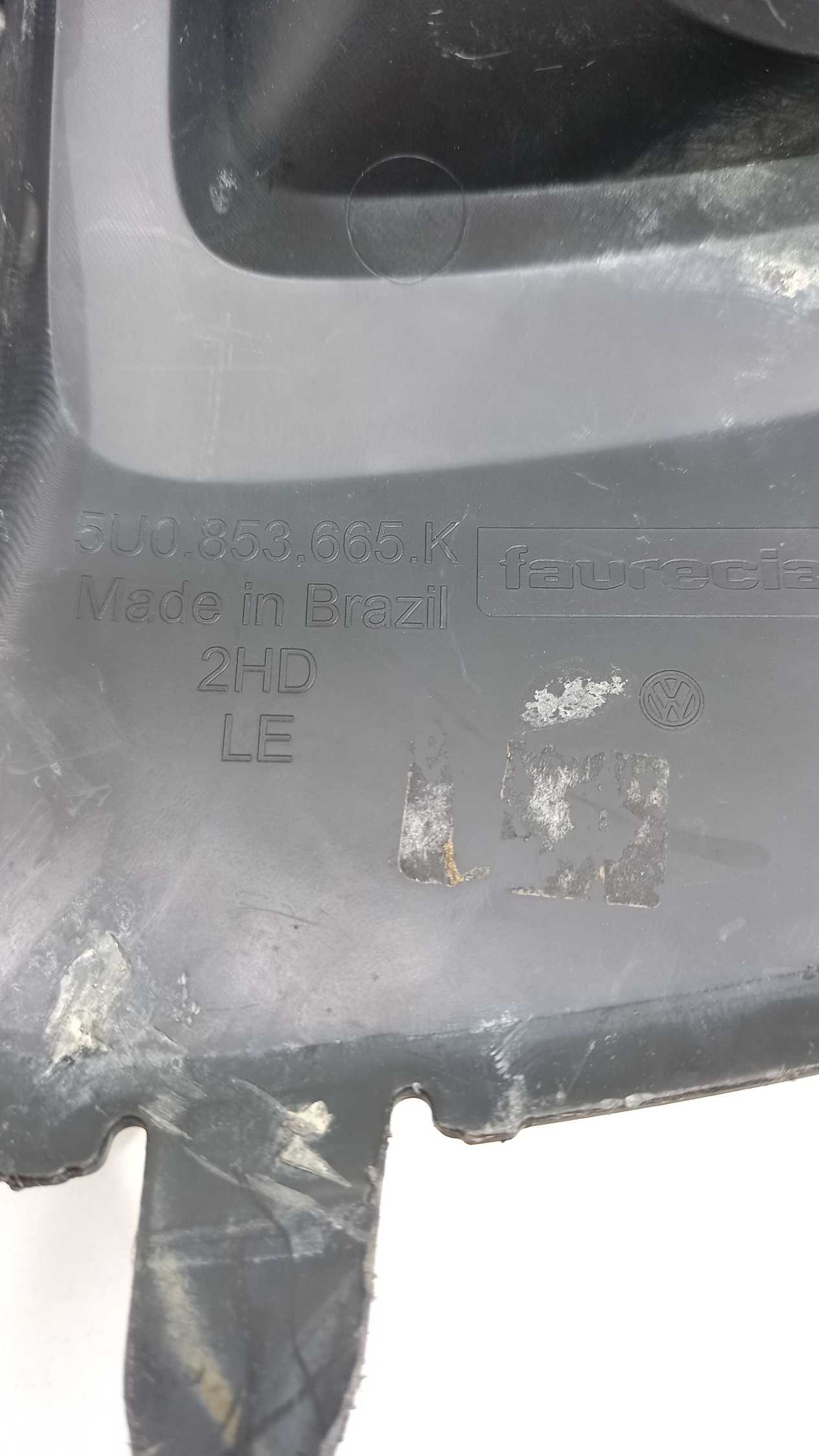 Moldura Farol De Milha Esquerdo Sem Furo Saveiro G6 2014 3