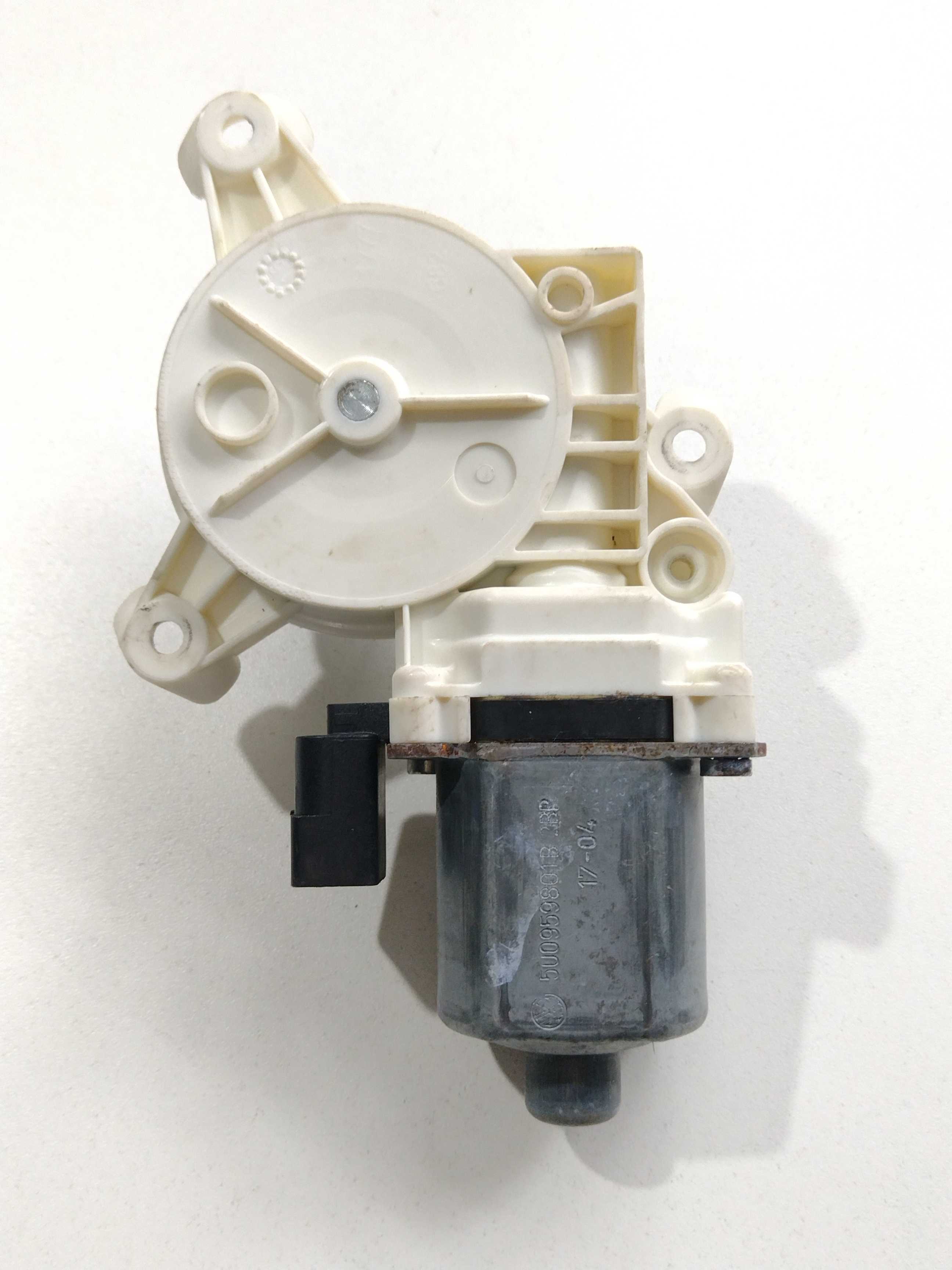 Motor Máquina Vidro Porta Diant Direita 5u0959801b Orig 2