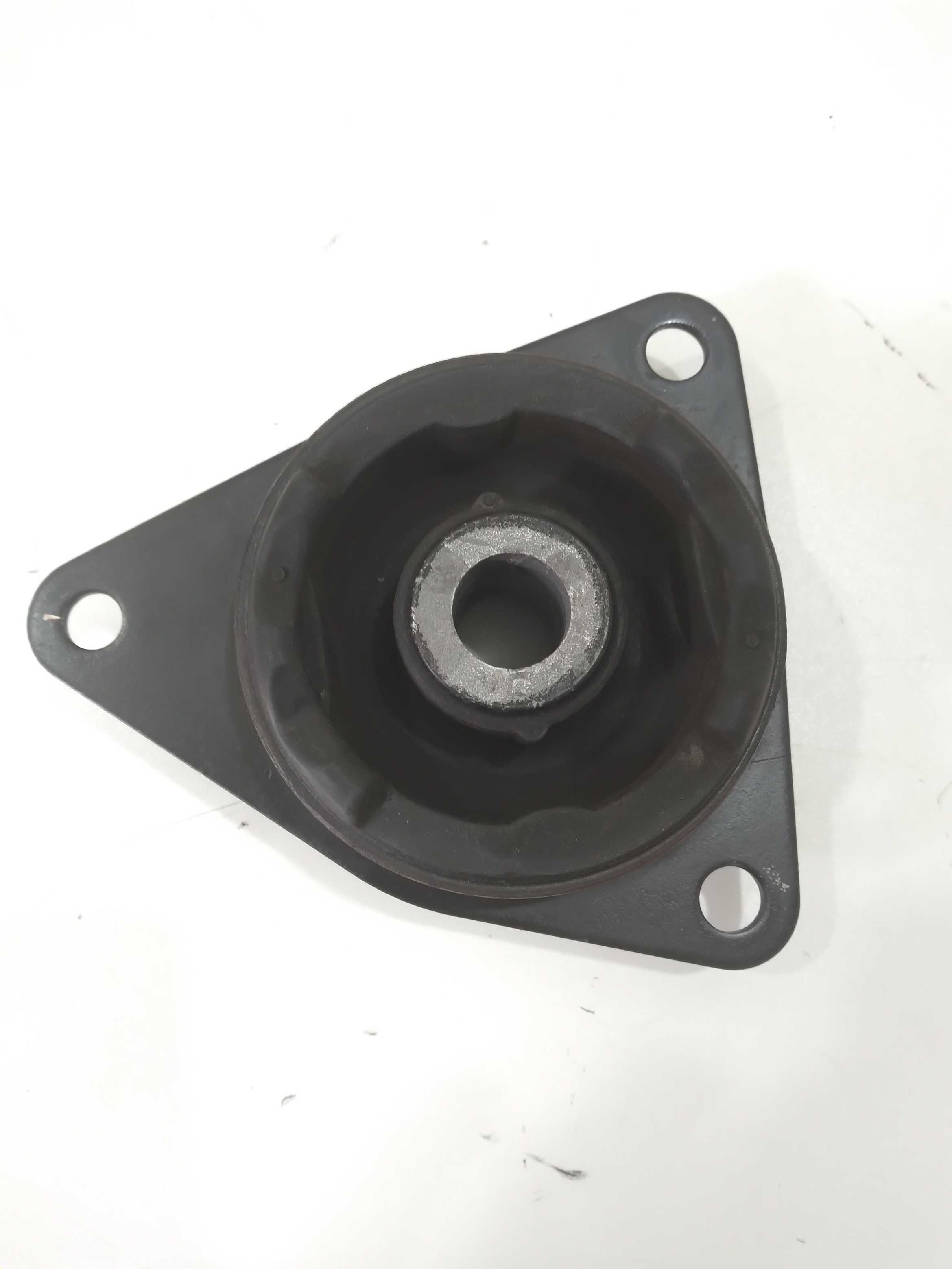Coxim Superior Do Câmbio Fiat Grand Siena Attrac. 1.4 2013 1