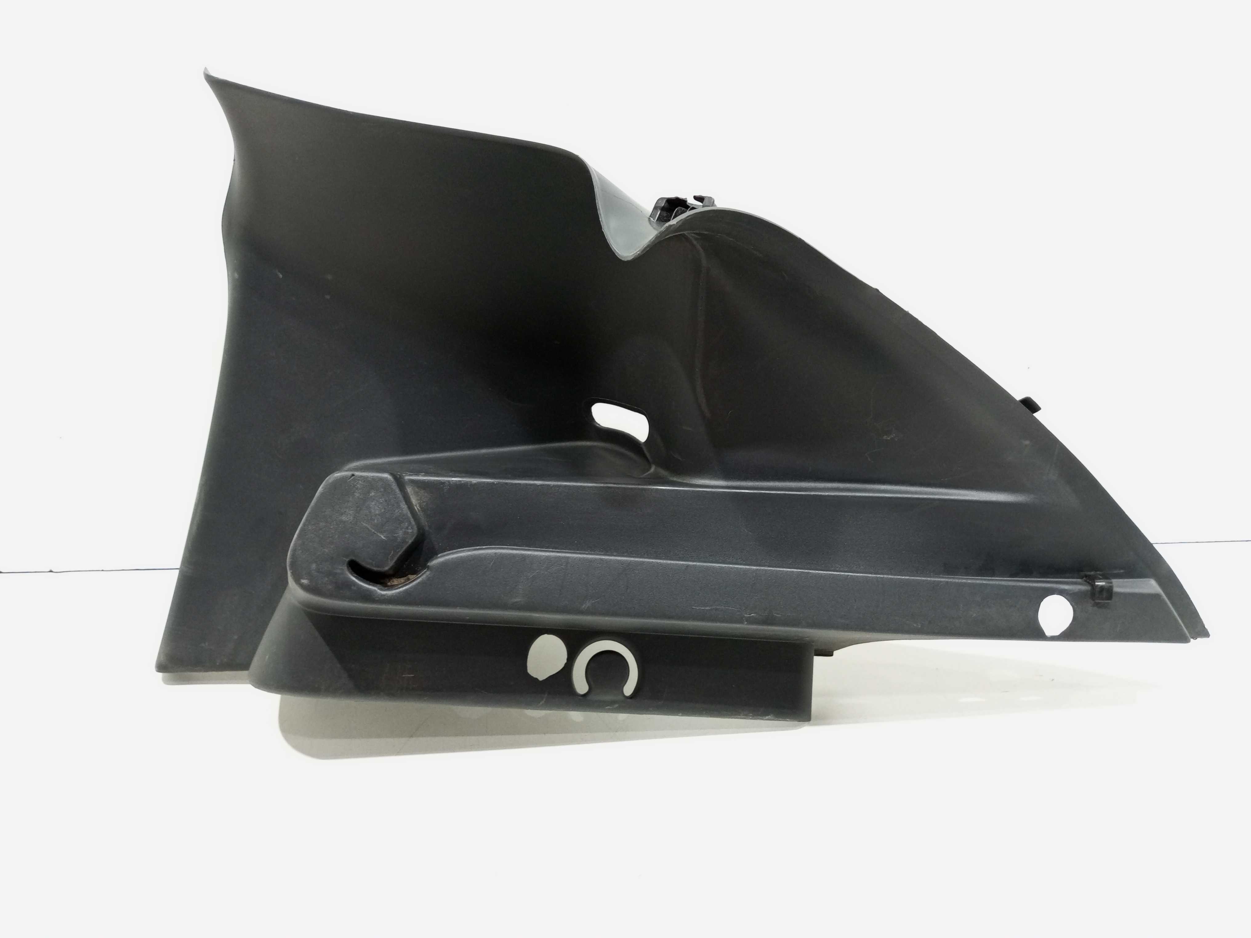 Suporte Do Bagagito Lado Direito Renault Sandero 2016 1