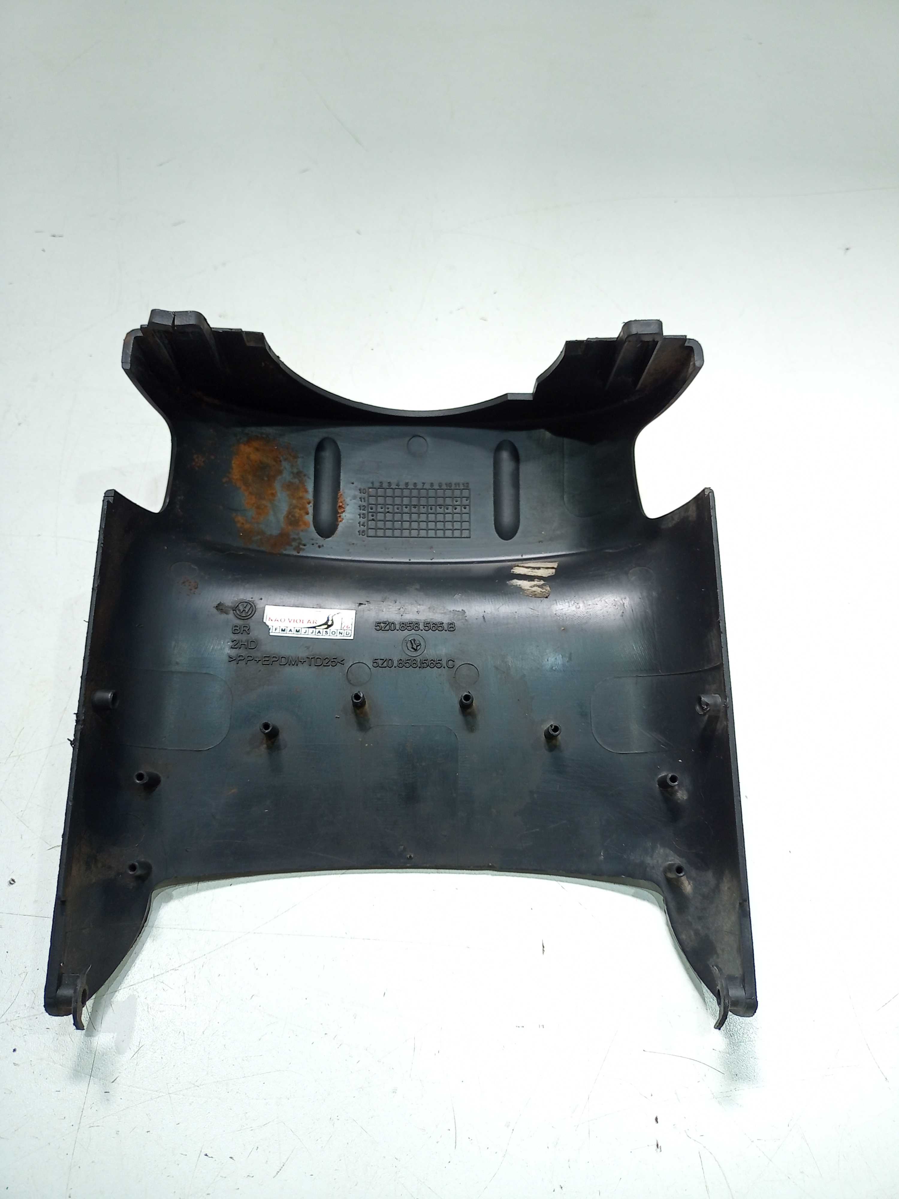 Moldura Superior Volante Volkswagen Voyage 1.6 2012 Preto 3