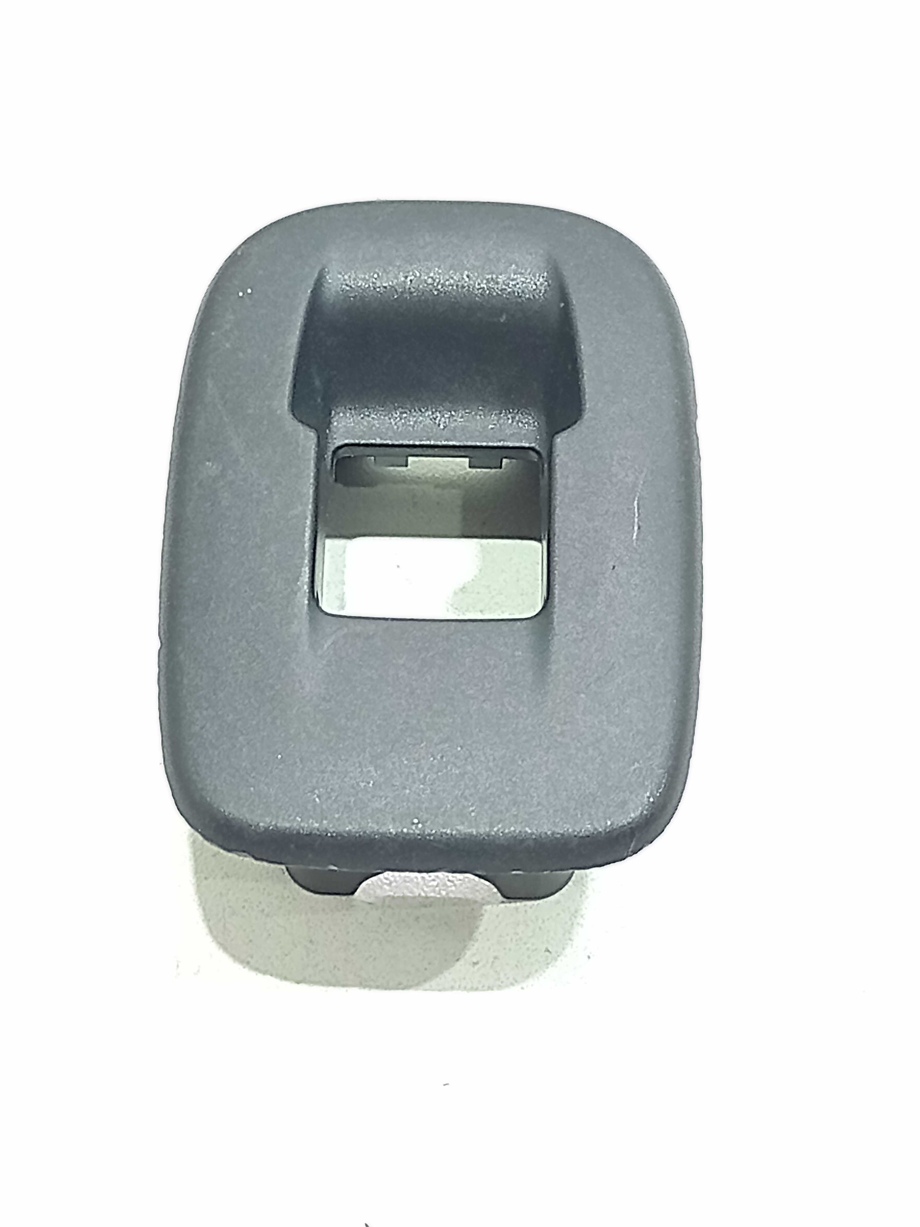 Moldura Botão Vidro Elétrico Peugeot 2008 2015 1