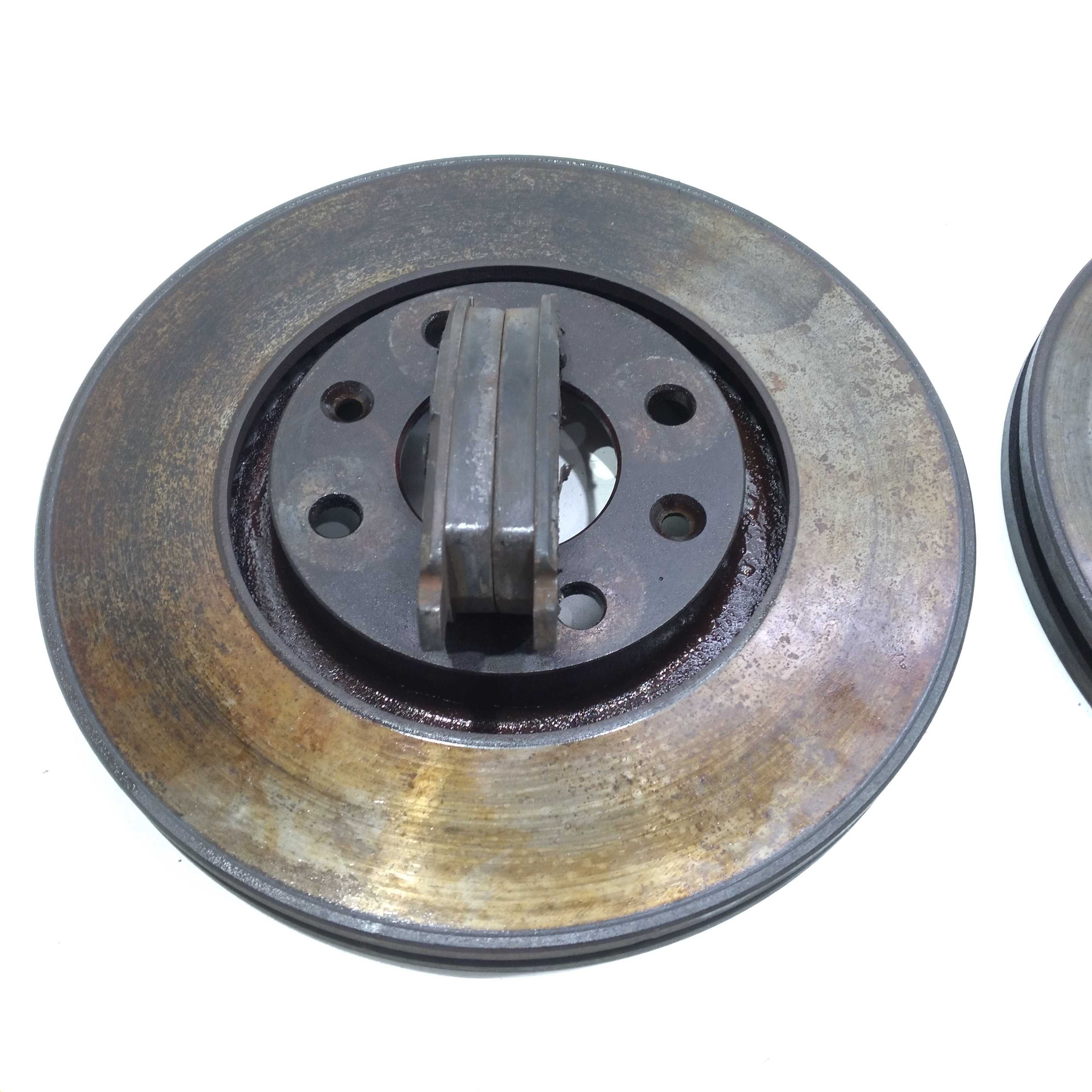 Kit Discos E Pastilha Dianteiras Peugeot 307 2.0 2004 4