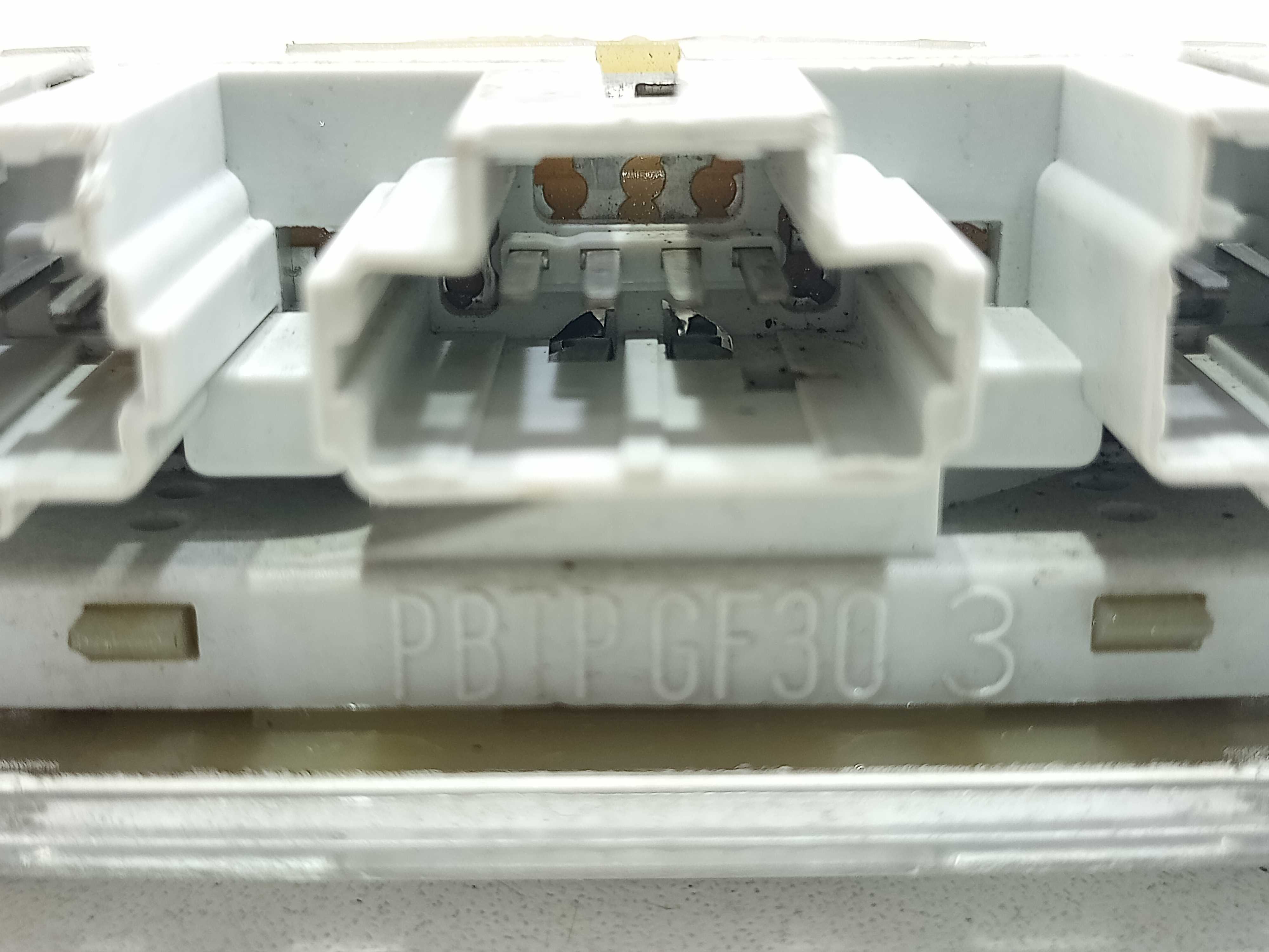 Luz De Teto Cortesia Diant Peugeot 307 2006 4