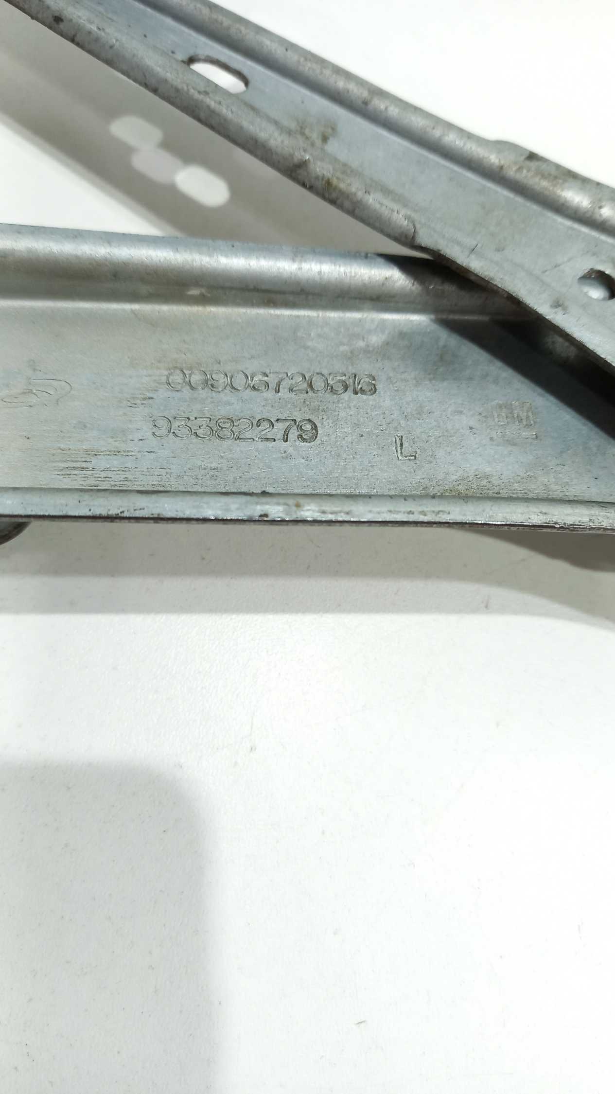 Maquina De Vidro Manual Dianteira Esquerda Corsa 2005 4