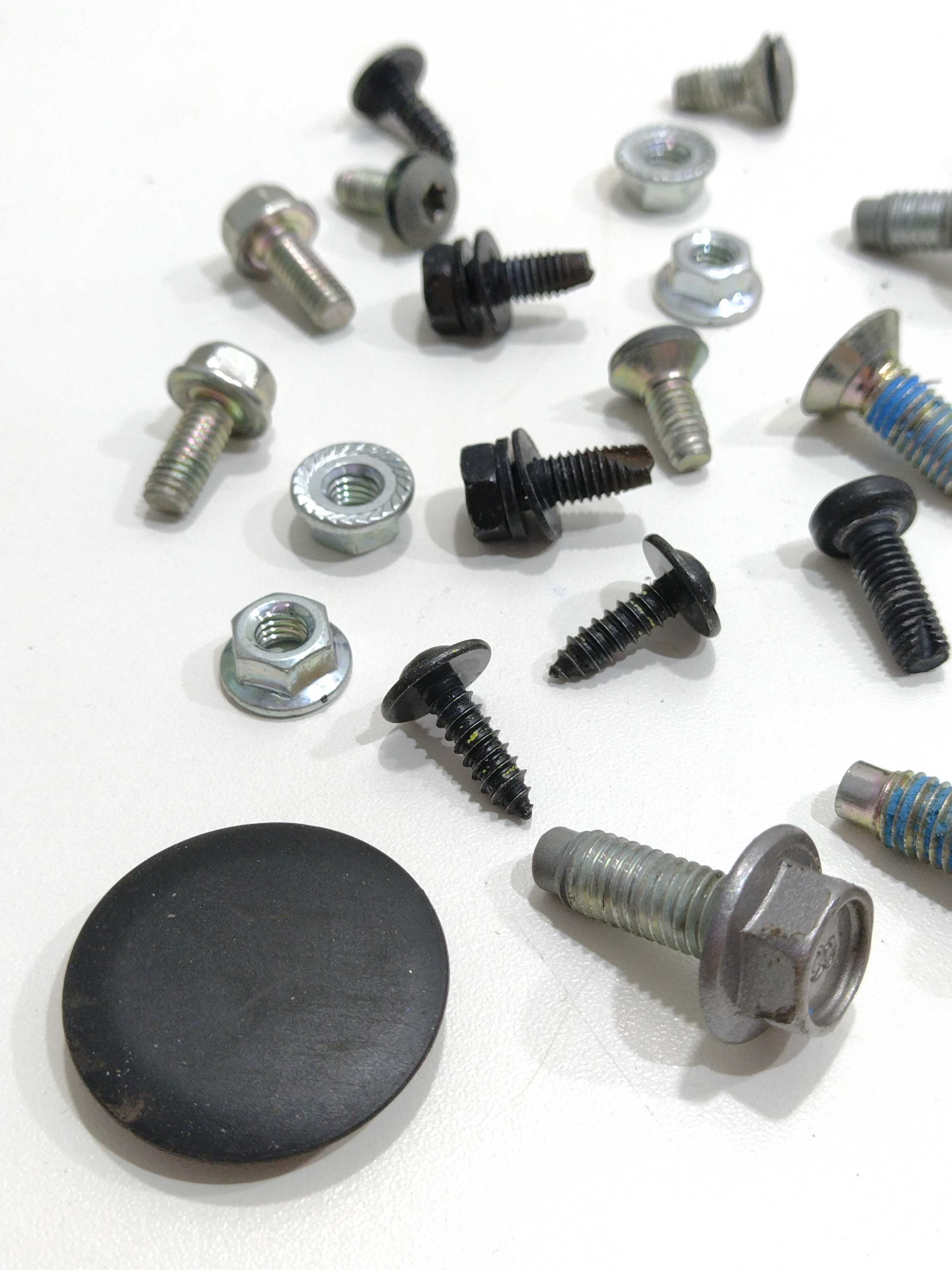 Conjunto Parafusos Diversos Porta Trase Direita Hb20s 2022 2