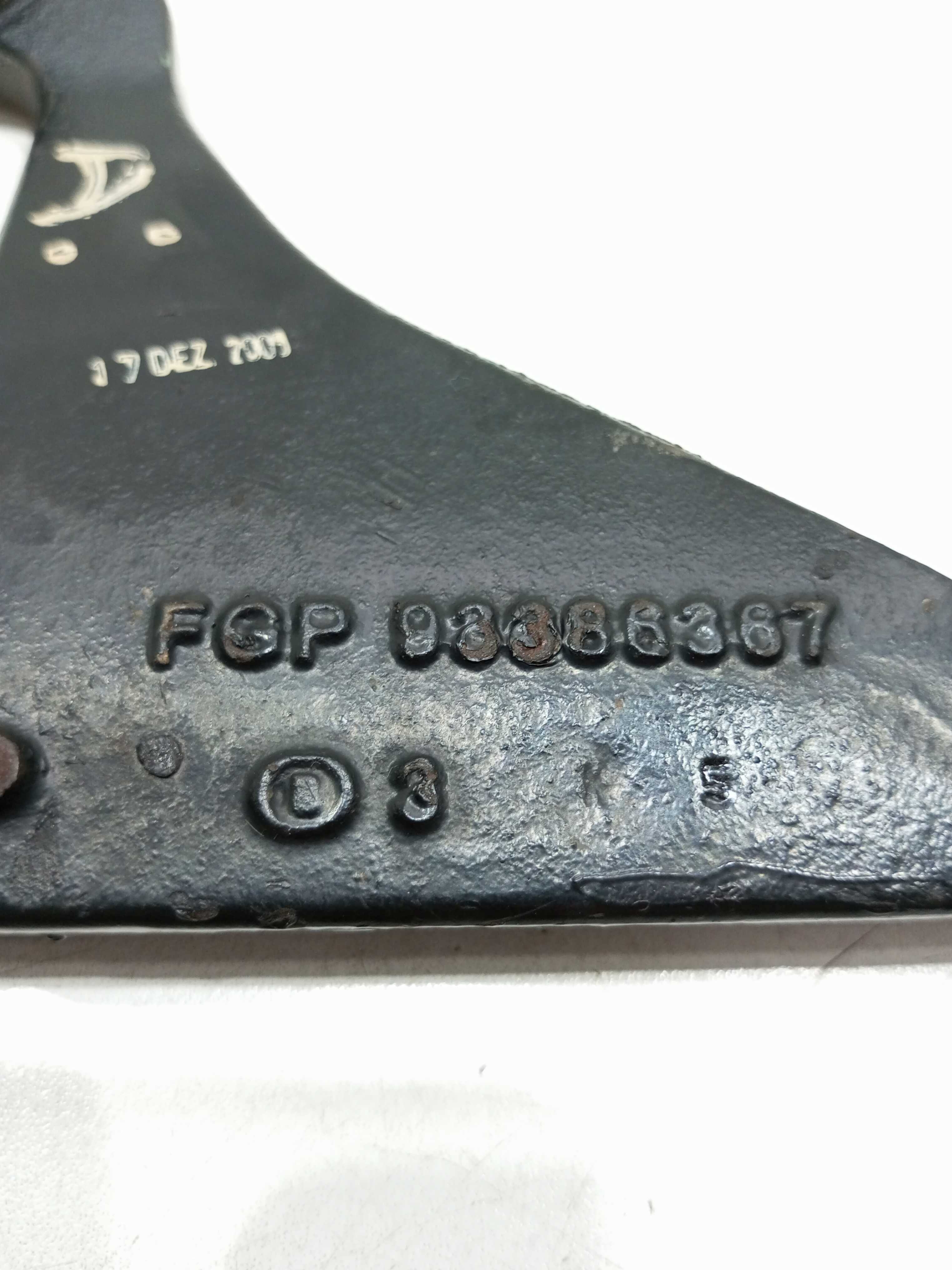 Suporte Superior Do Alternador Chevrolet Meriva 1.8 2006 2