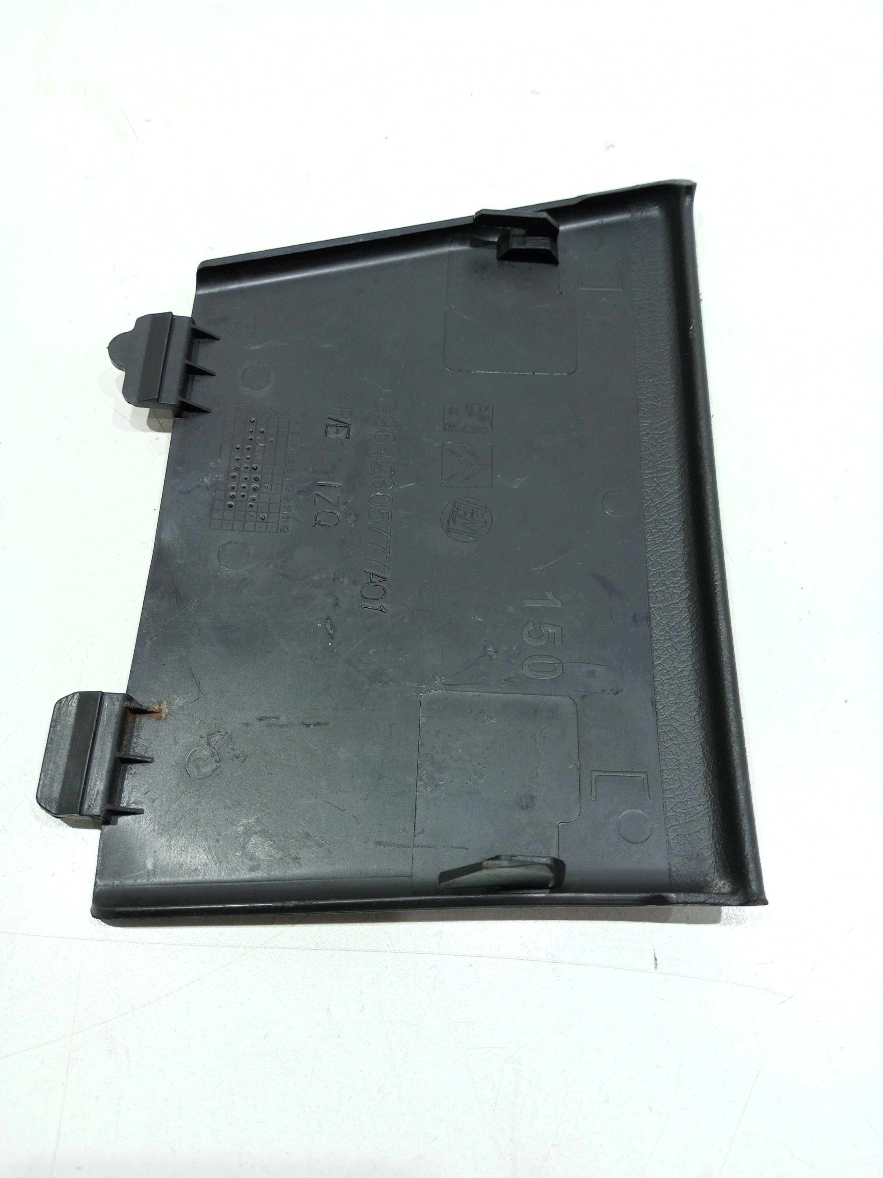 Acabamento Lado Esq. Porta Malas Peugeot 307 2.0 2004 2