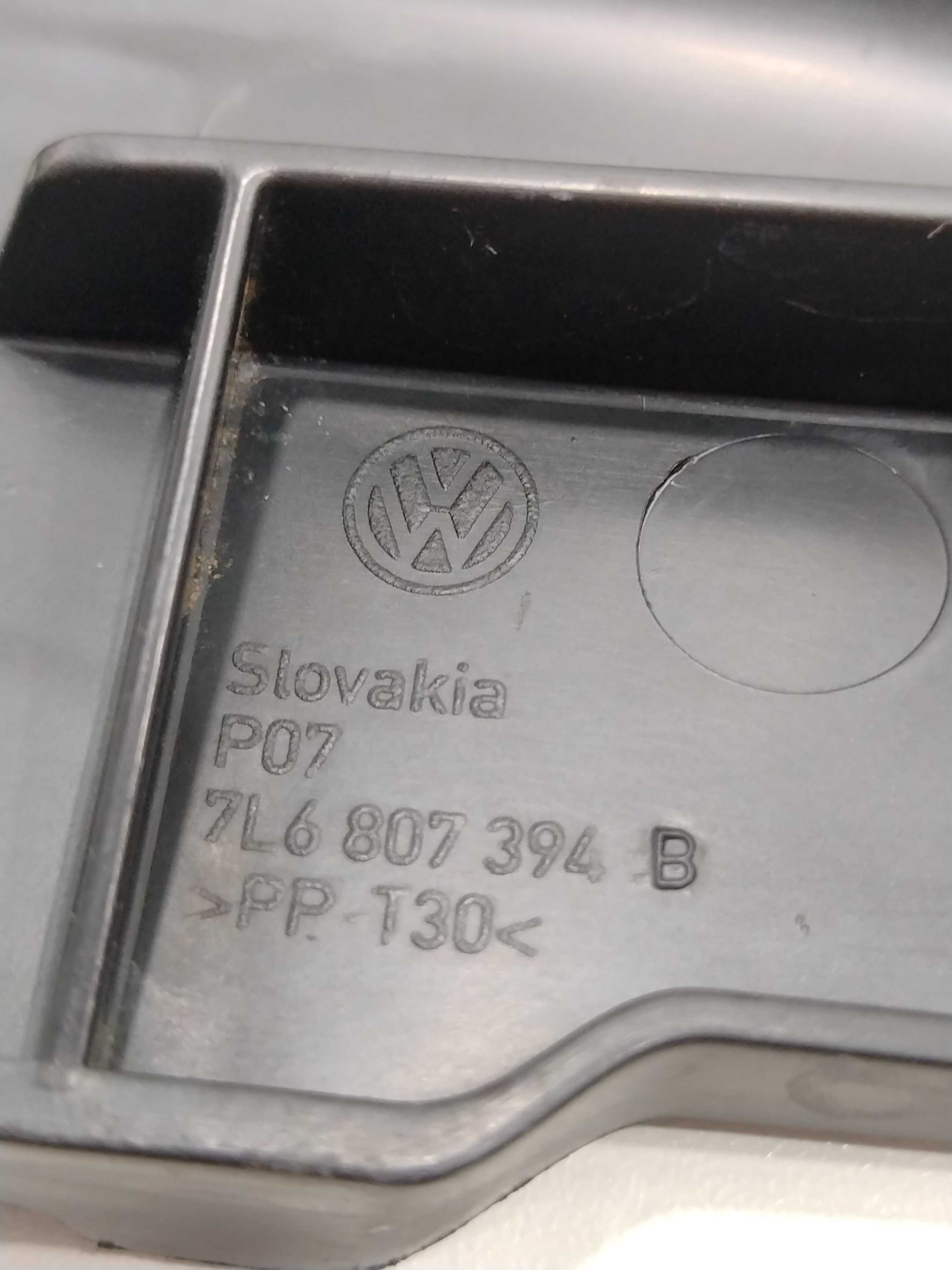 Guia Para-choque Traseiro Direito Touareg 2005 3