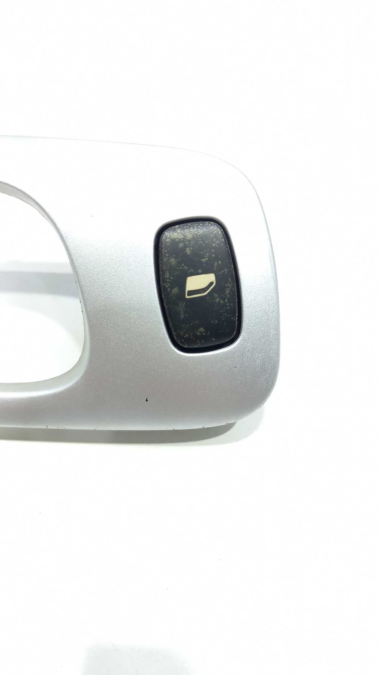 Moldura Com Botão  Porta Traseira Direita Peugeot 307 2007 2