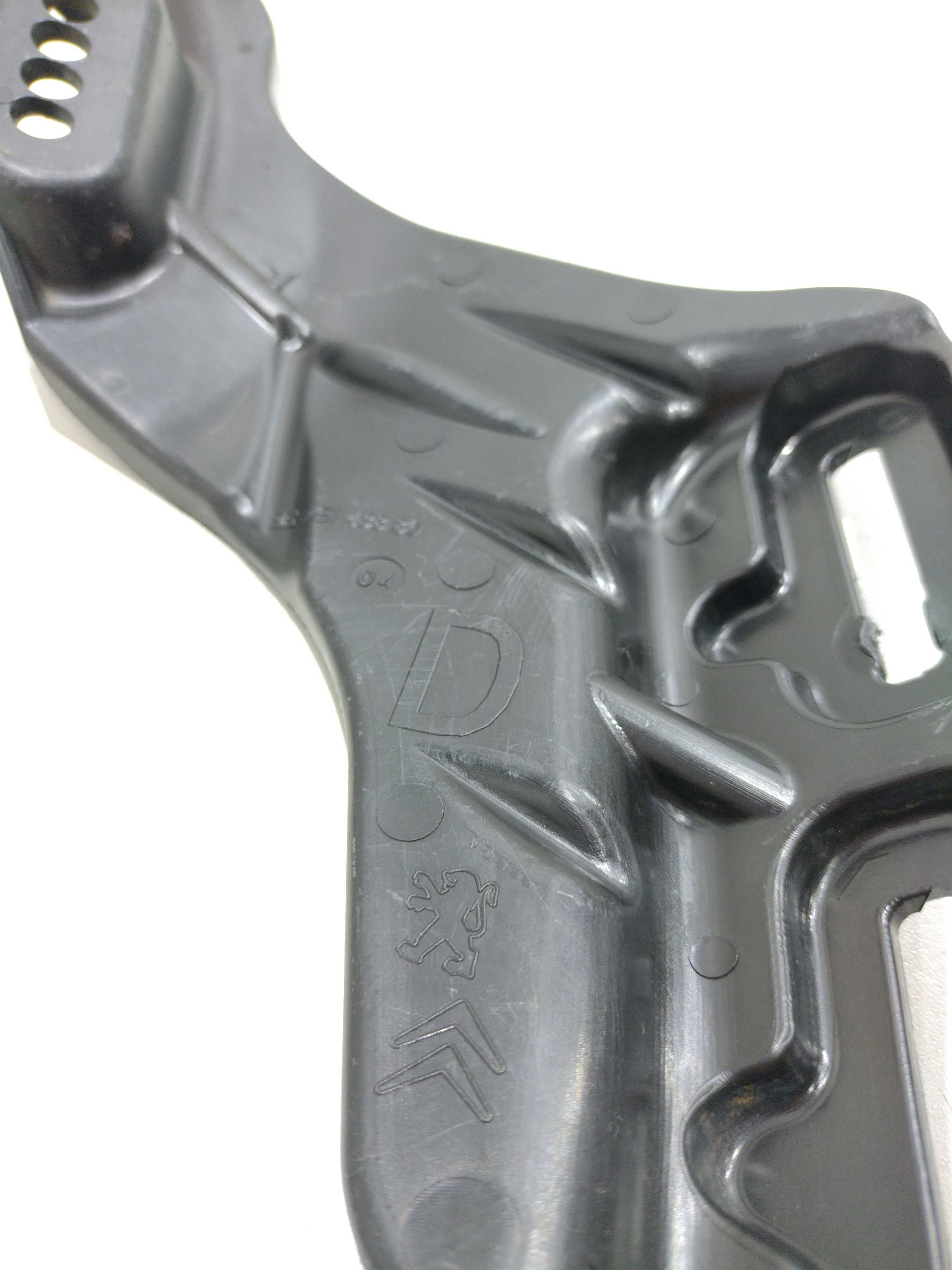 Guia Suporte Para-choque Dianteiro Direito Peugeot 208 2014 4