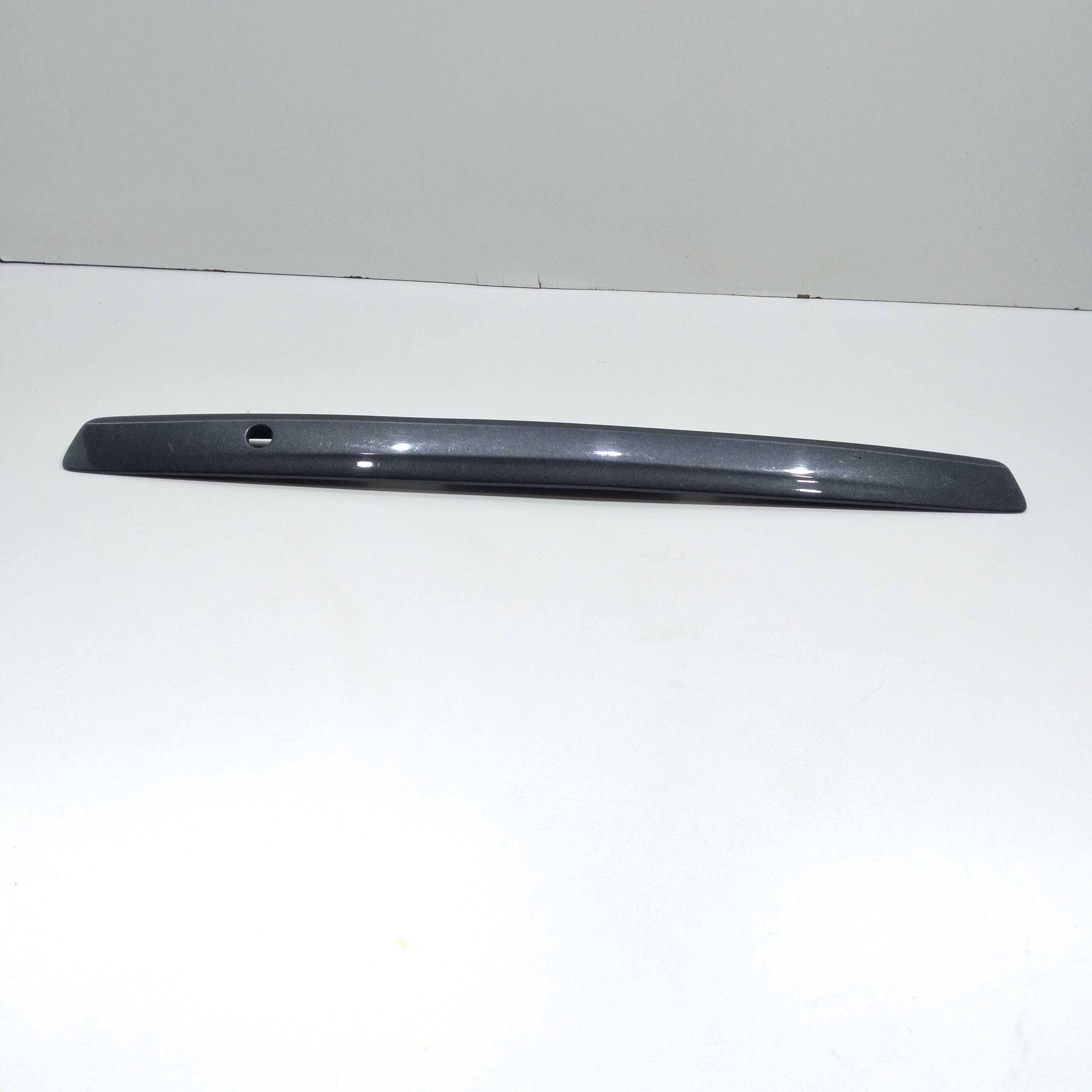 Moldura Da Tampa Traseira Corolla 2009 À  2012 1