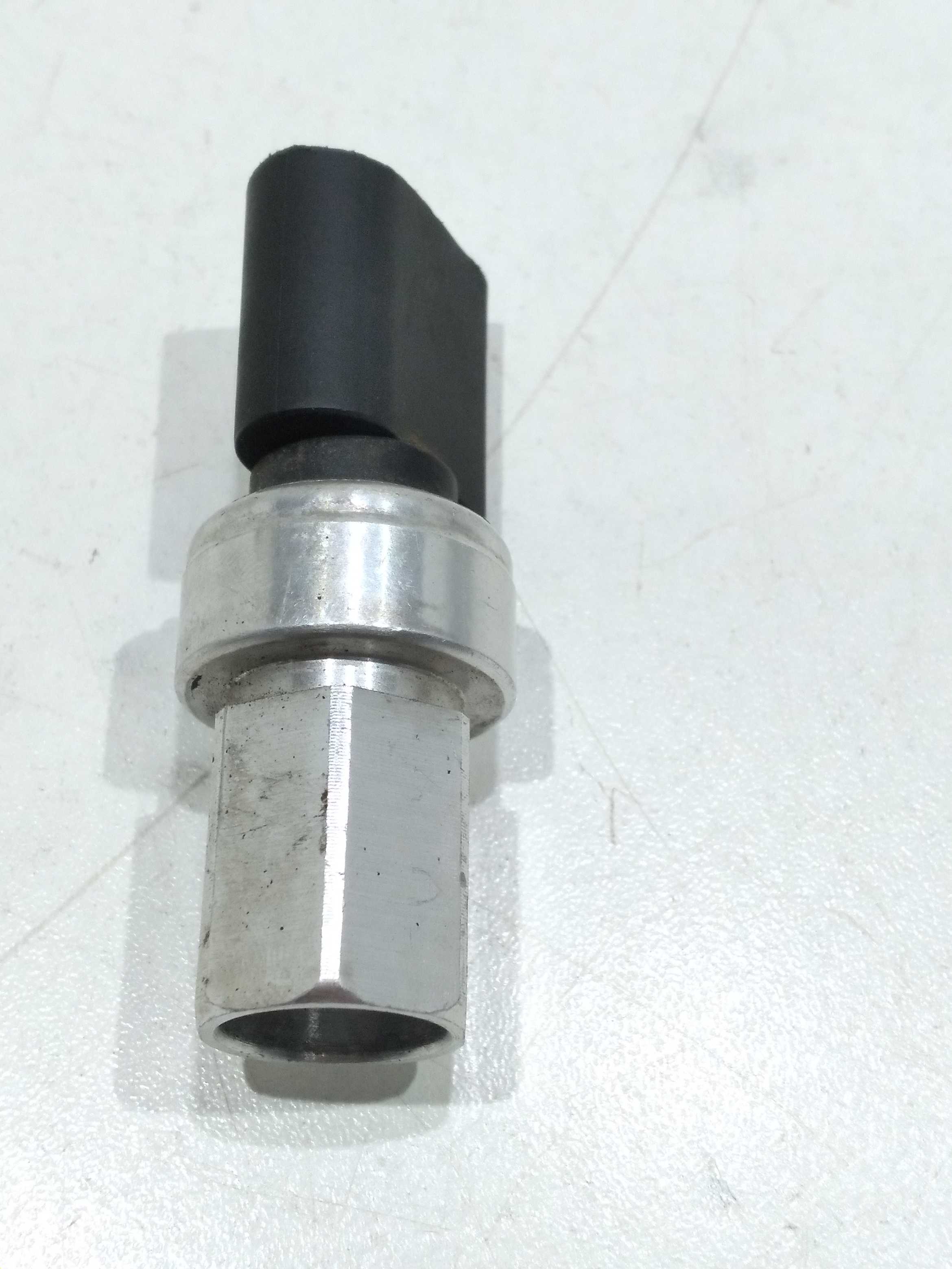 Sensor Pressostato Vw Touareg 4.2 V8 2005 1