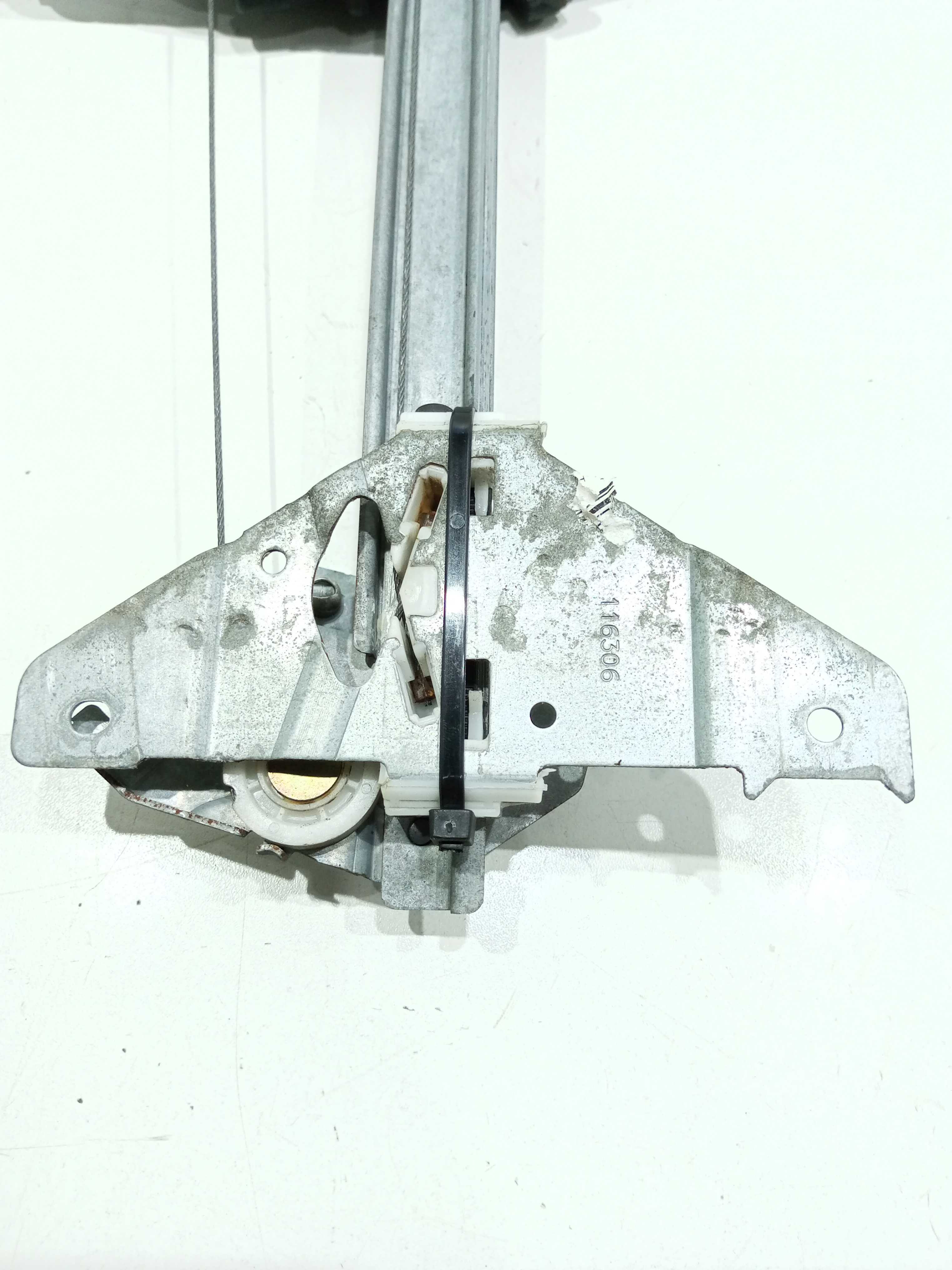 Maquina De Vidro Porta Traseira Direi. Peugeot 307 2004 2