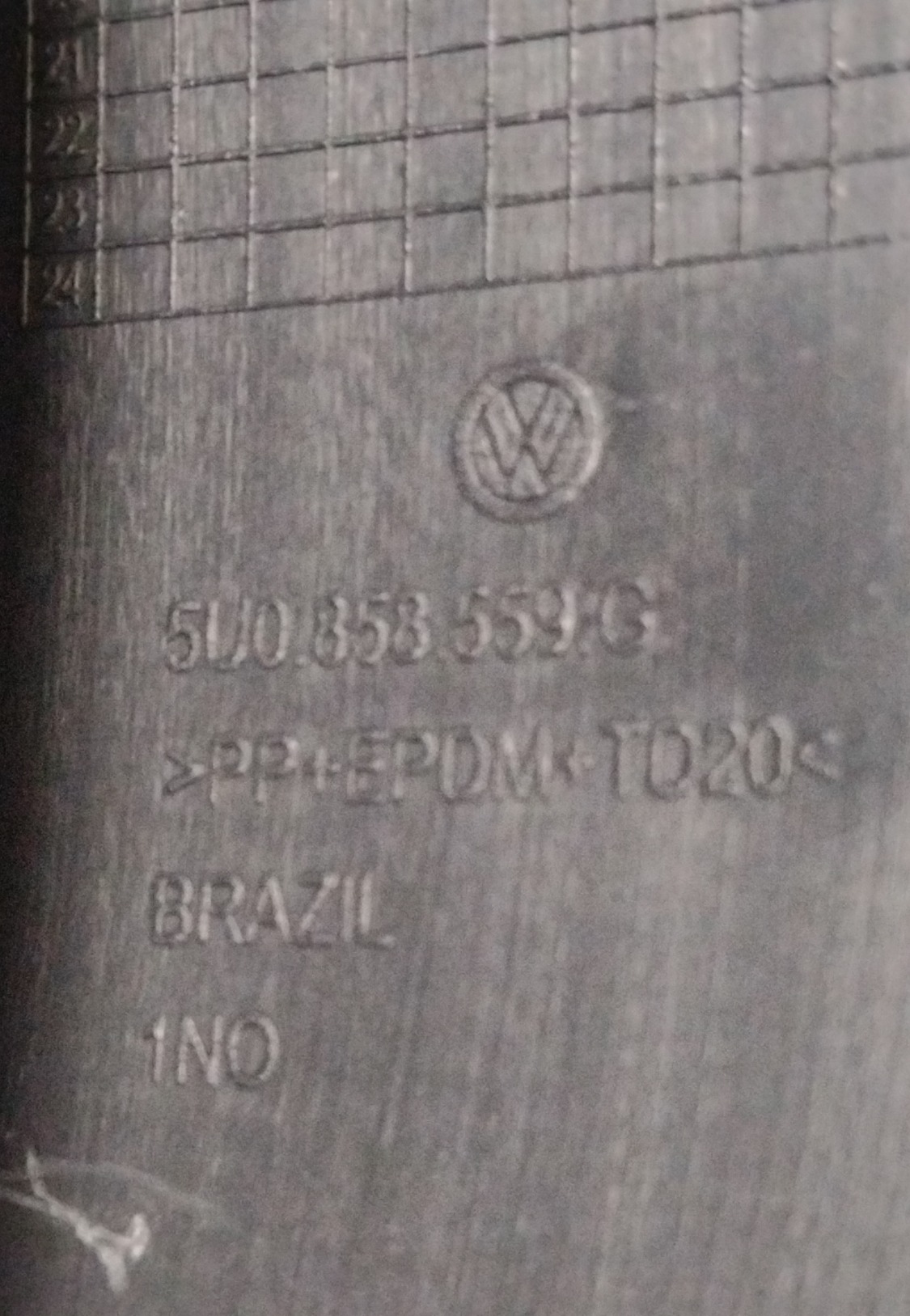 Moldura Coluna Direção Vw Saveiro 2019 Original 5u0858559g 6