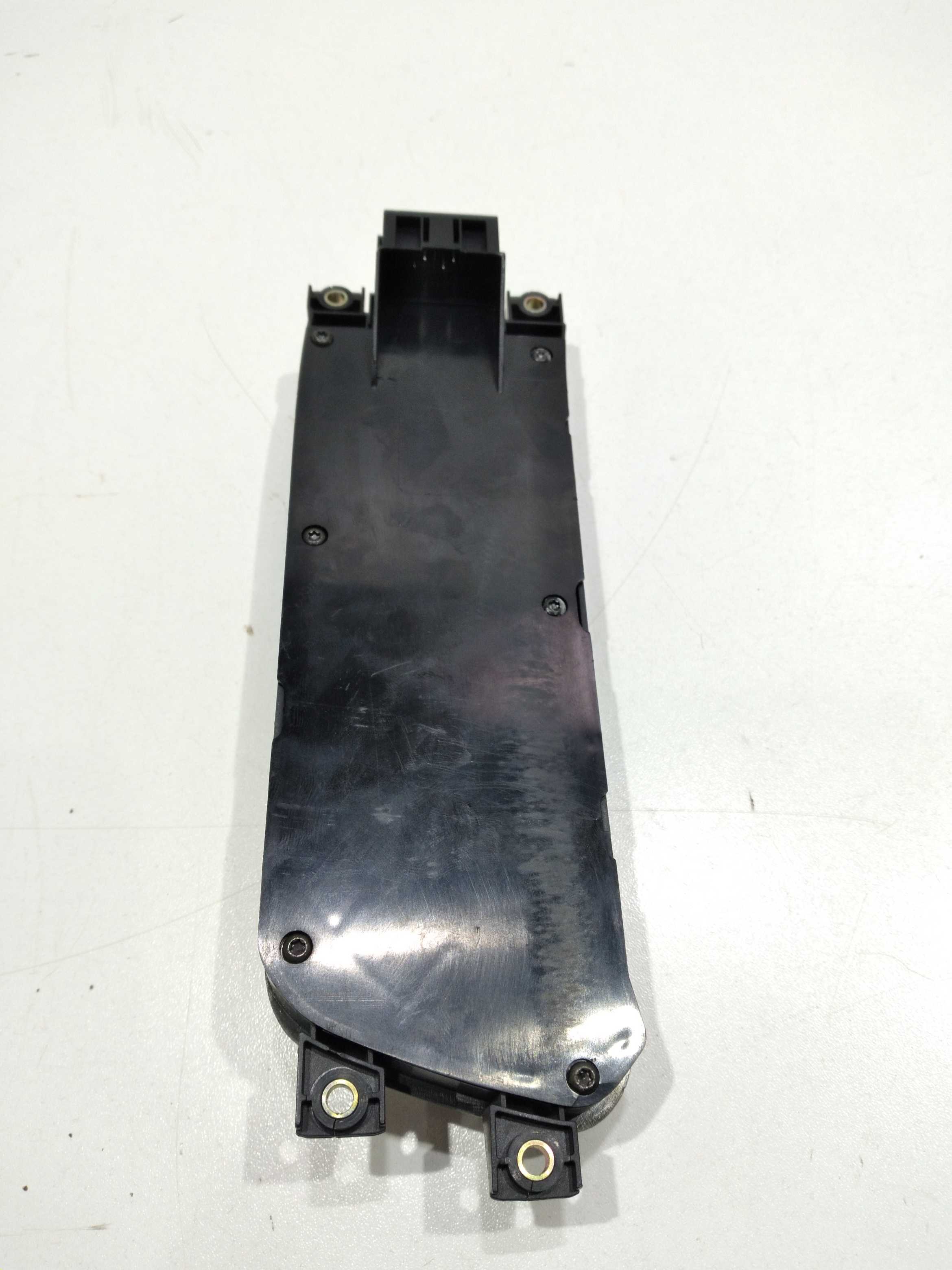 Comando Ajuste Banco Diant. Direito Vw Touareg 4.2 V8 2005 5