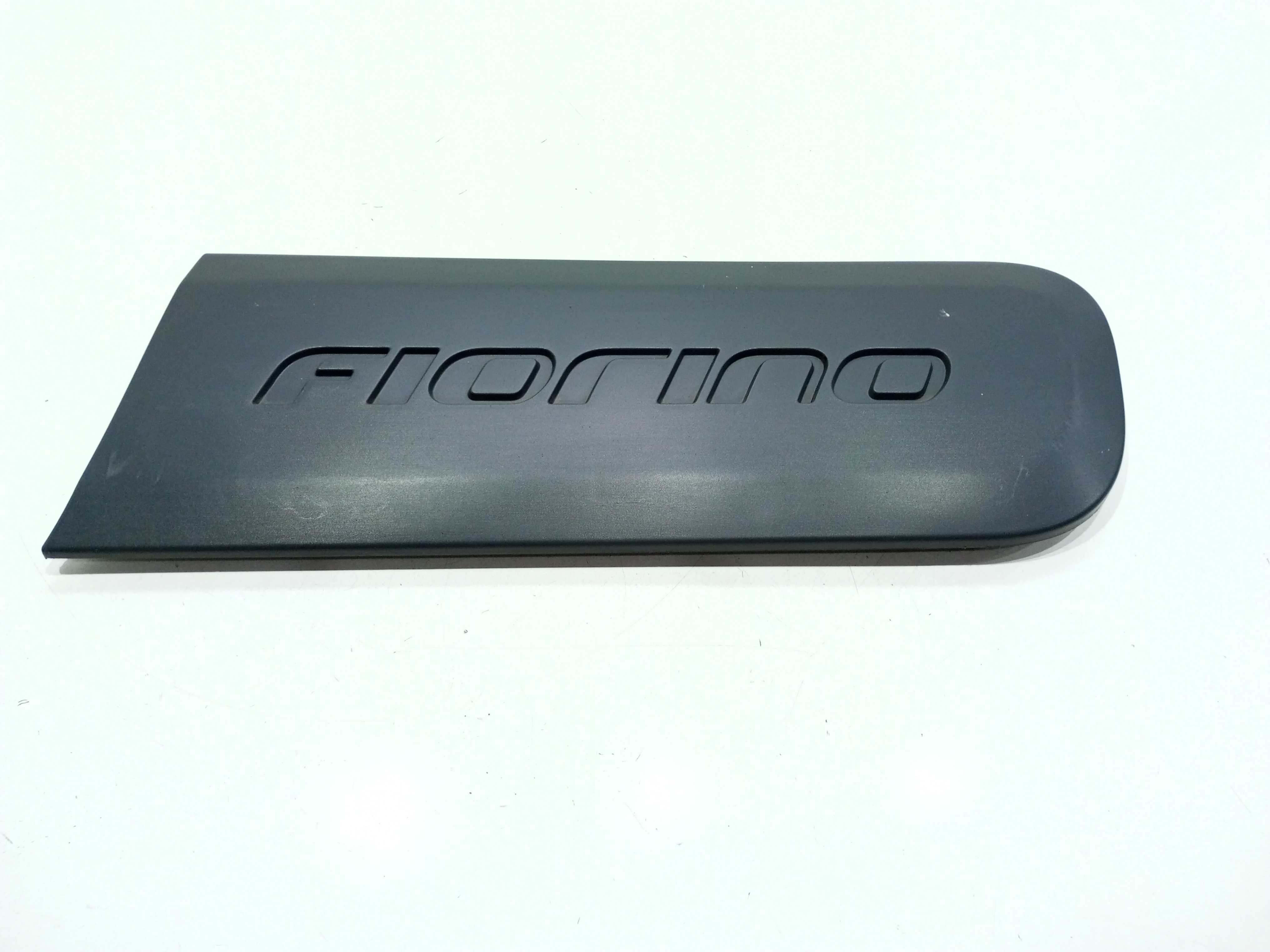 Friso Lateral Esquerdo Fiat Fiorino 1.4 2021 1