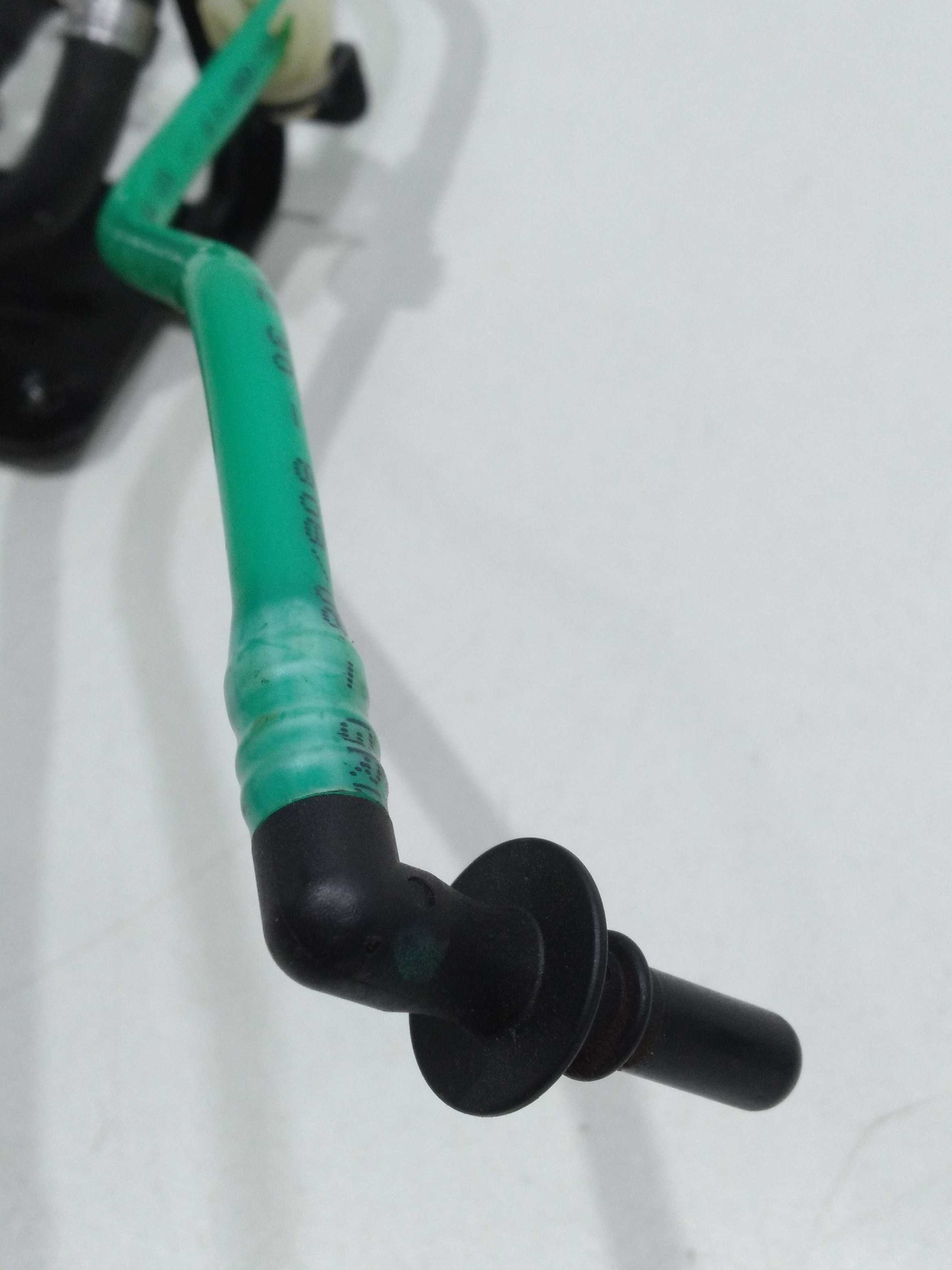 Válvula Solenoide Partida Frio Fiat Strada 1.4 2018 2