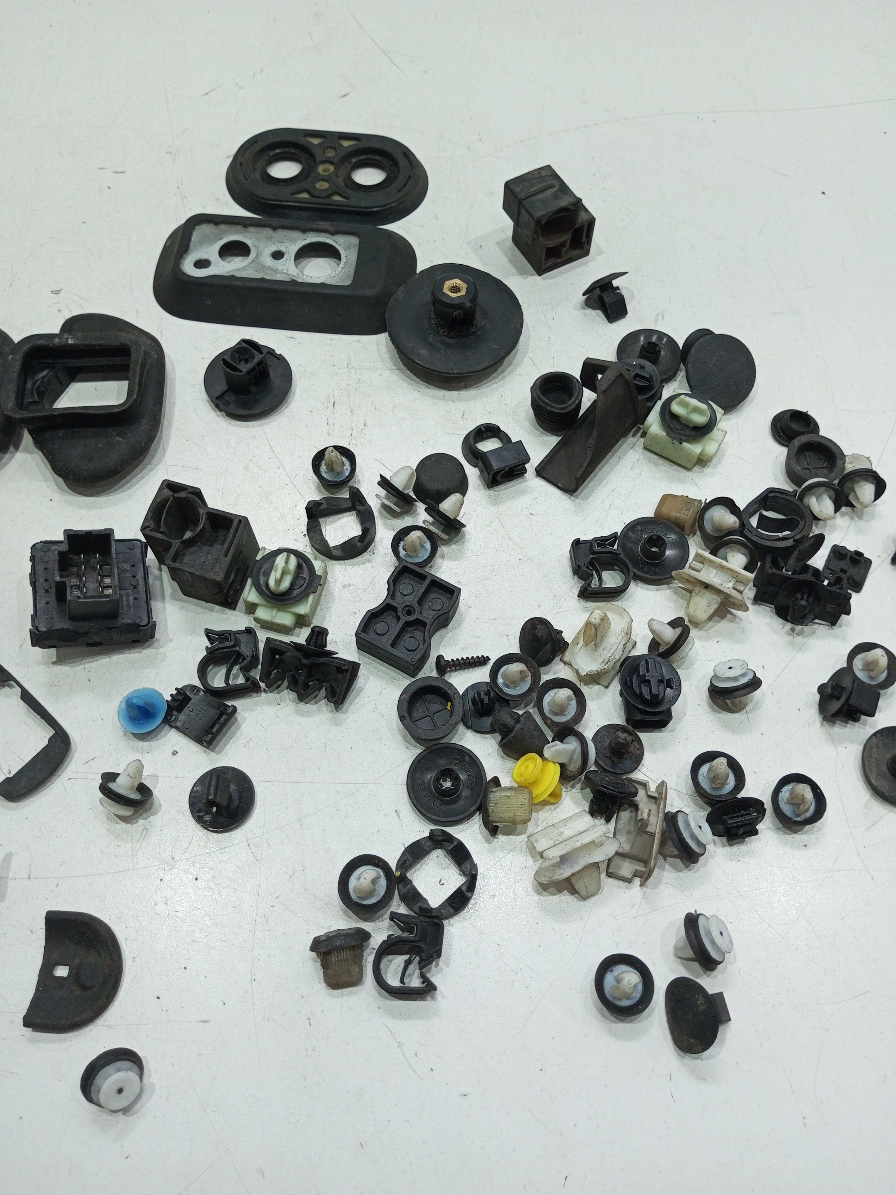 Suportes Fiadores Avusos Citroen C3 2017 3