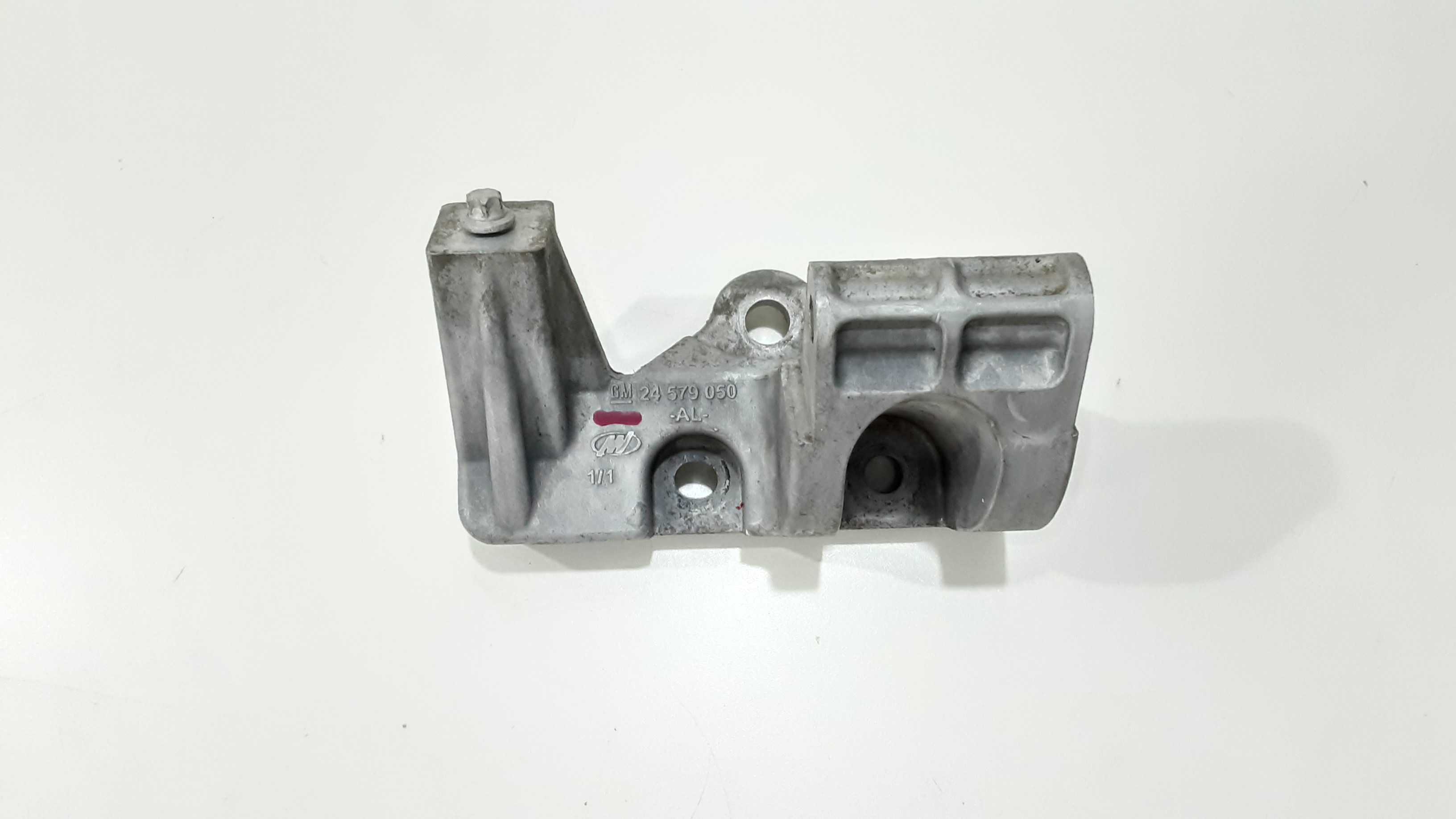 Suporte Do Alternador Chevrolet Vectra 2.0 2011 1
