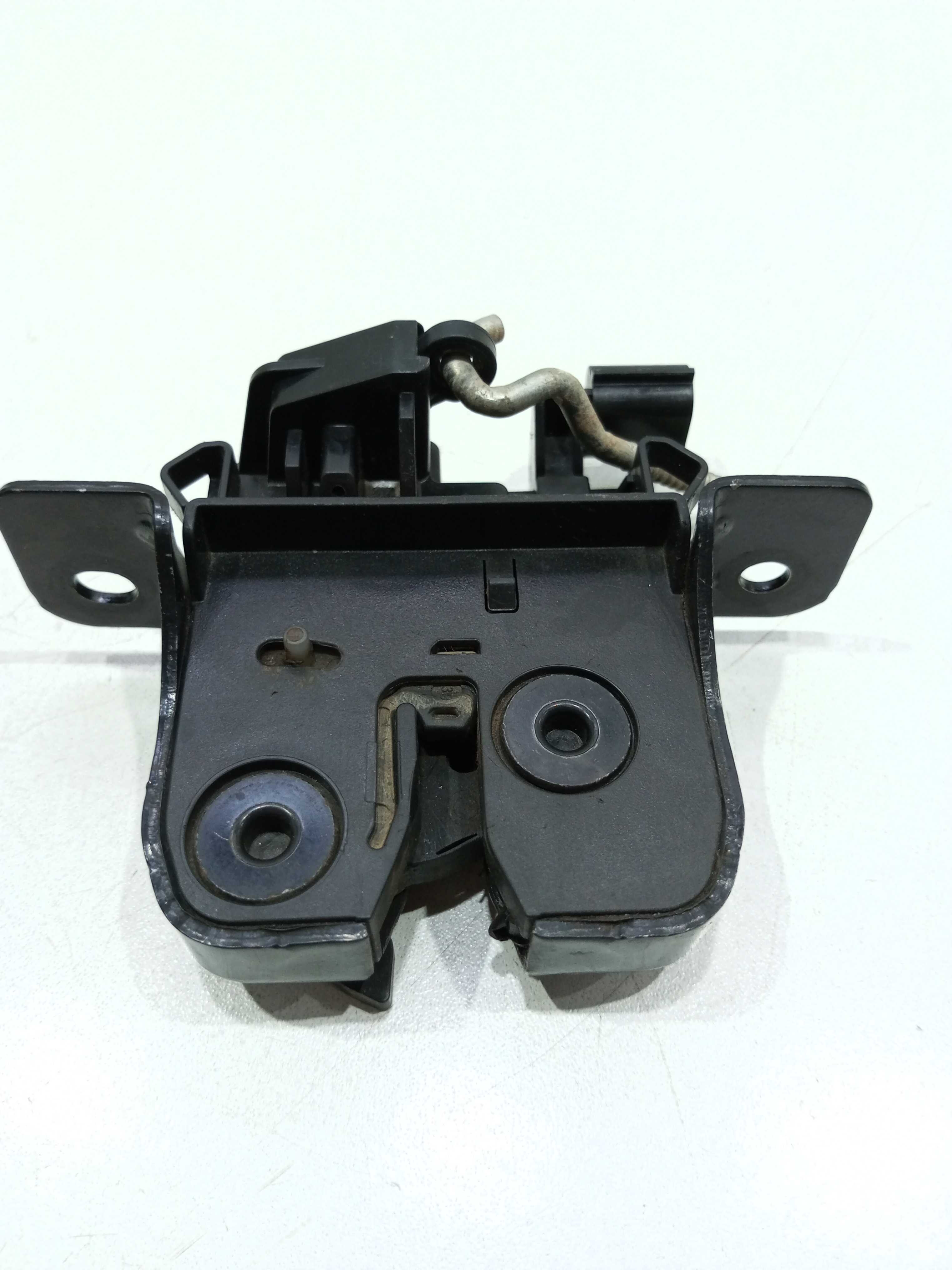 Fechadura Da Tampa Traseira Renault Sandero 2016 4
