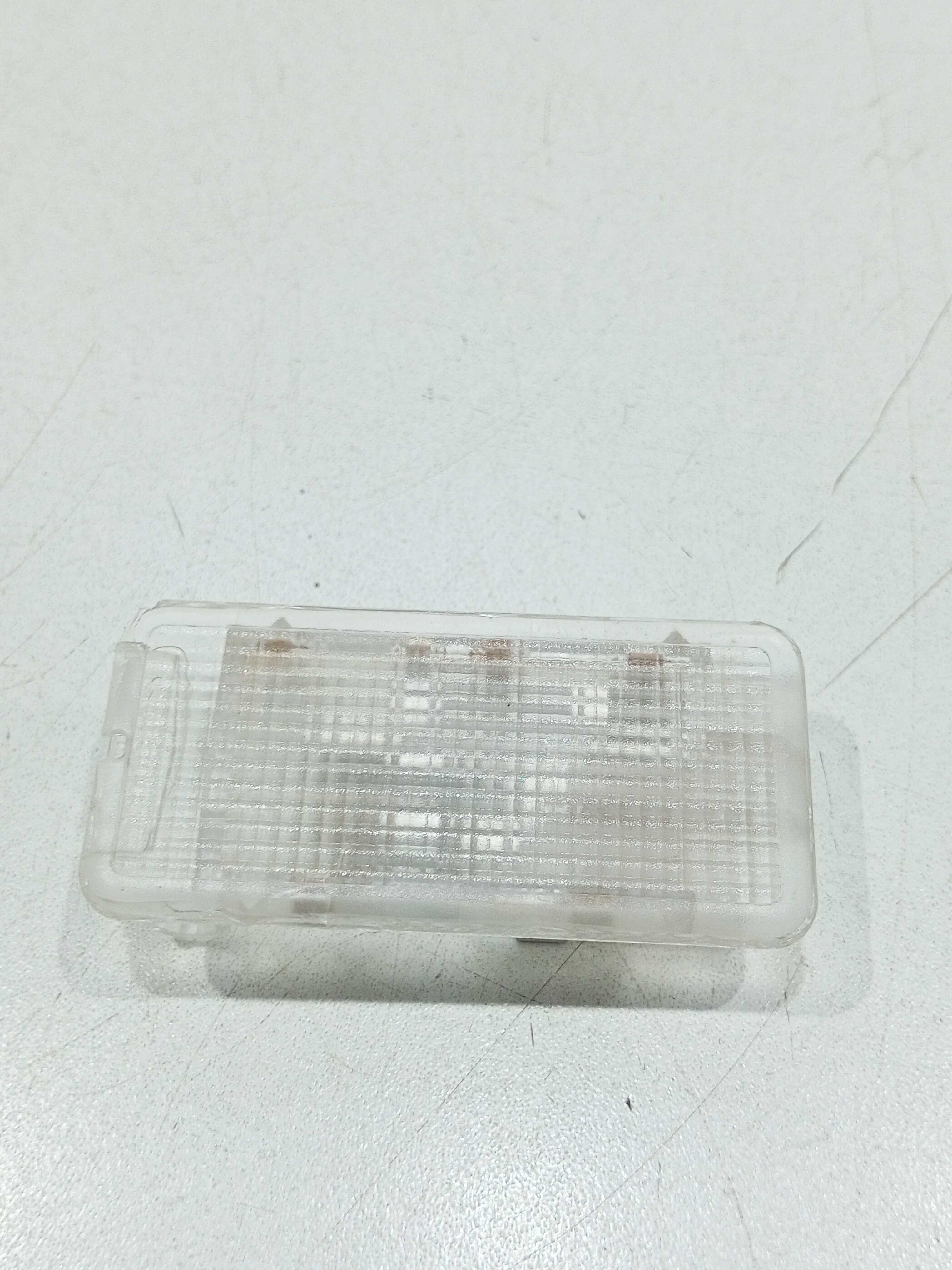 Luz Interna Porta Malas Renault Sandero 2016 1