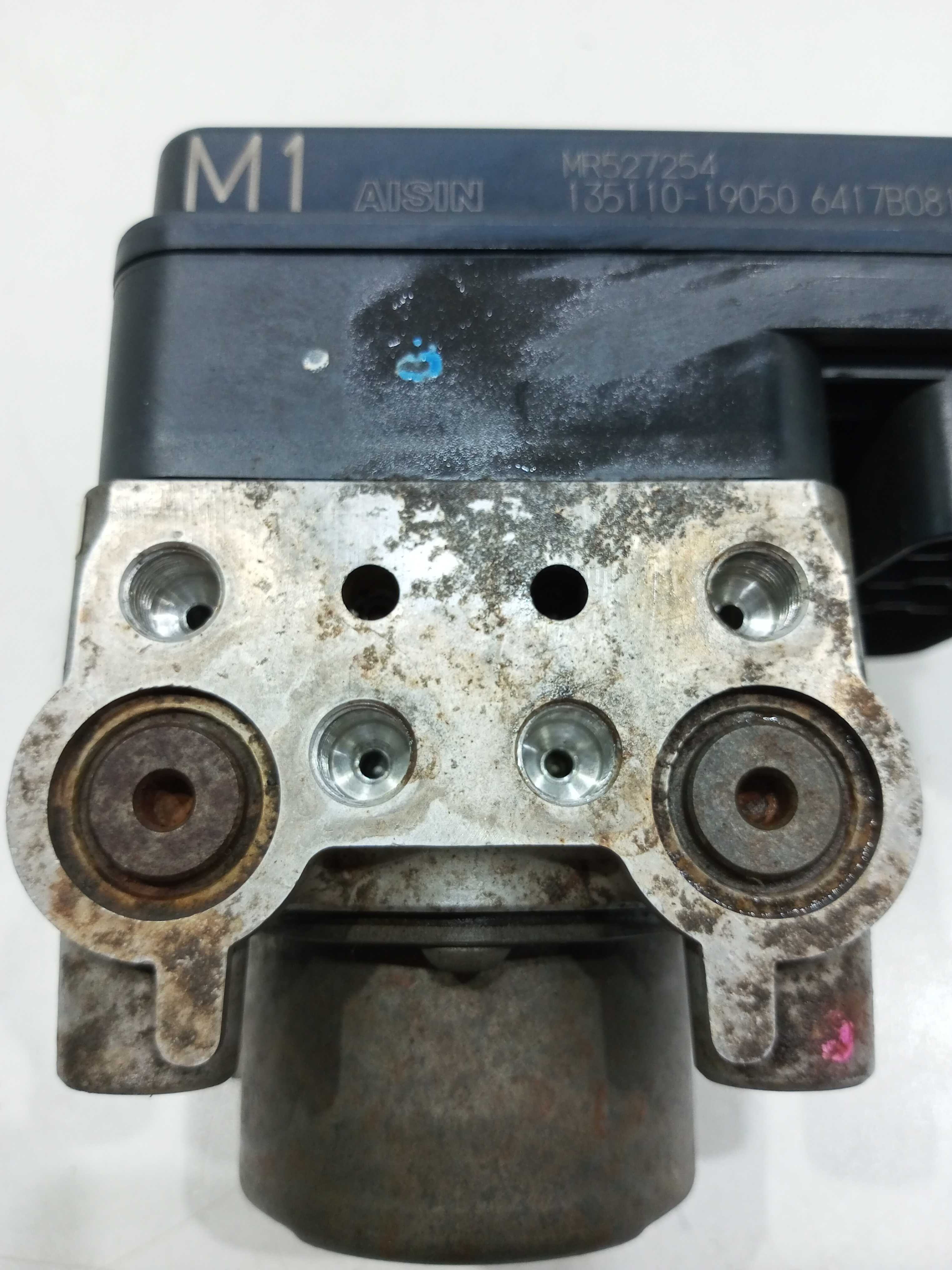 Módulo Abs Mitsubishi Pajero Tr4 2.0 4×4 Automática 2007 6