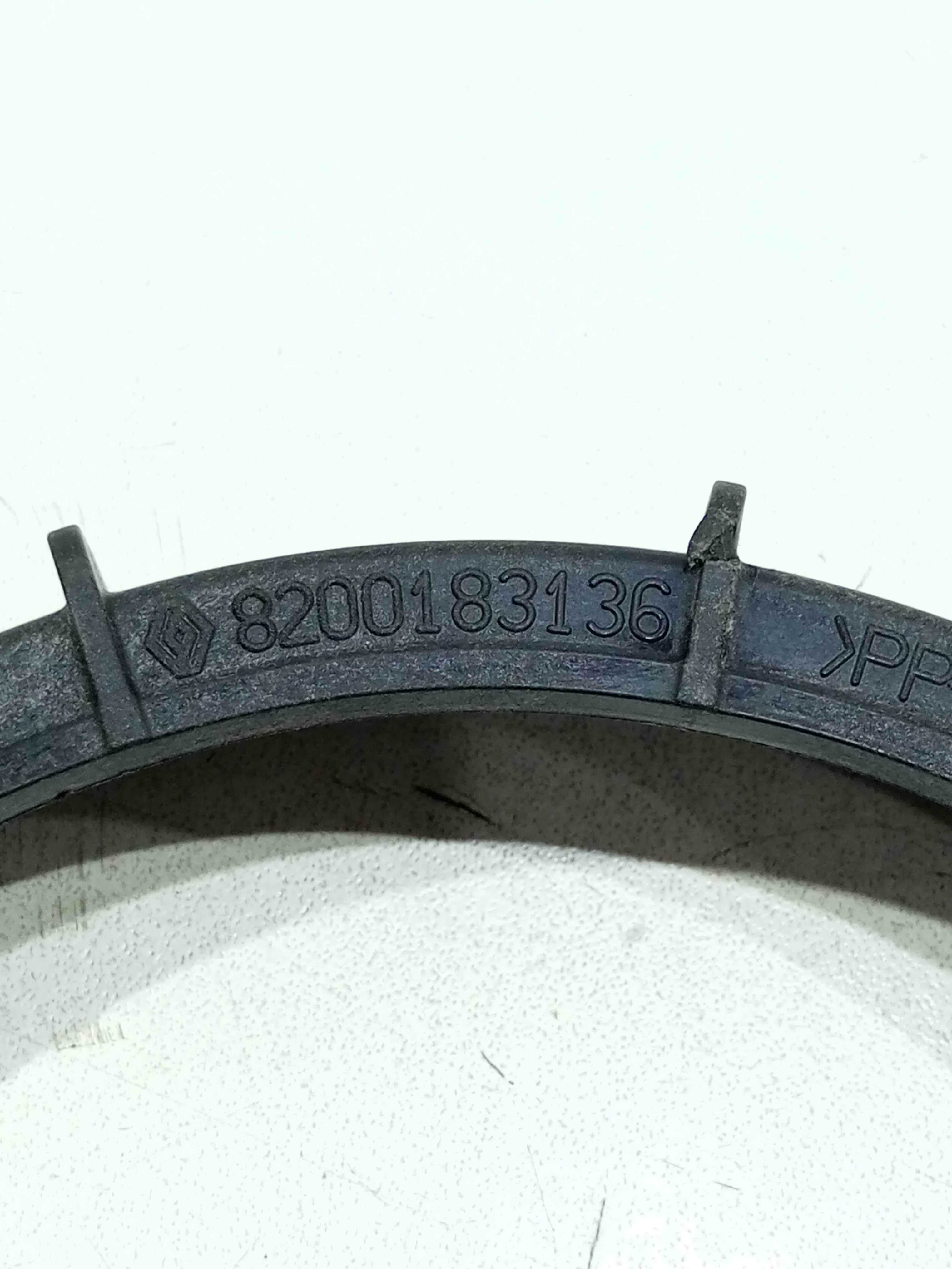 Trava Porca Tanque De Combustível Renault Sandero 2016 2