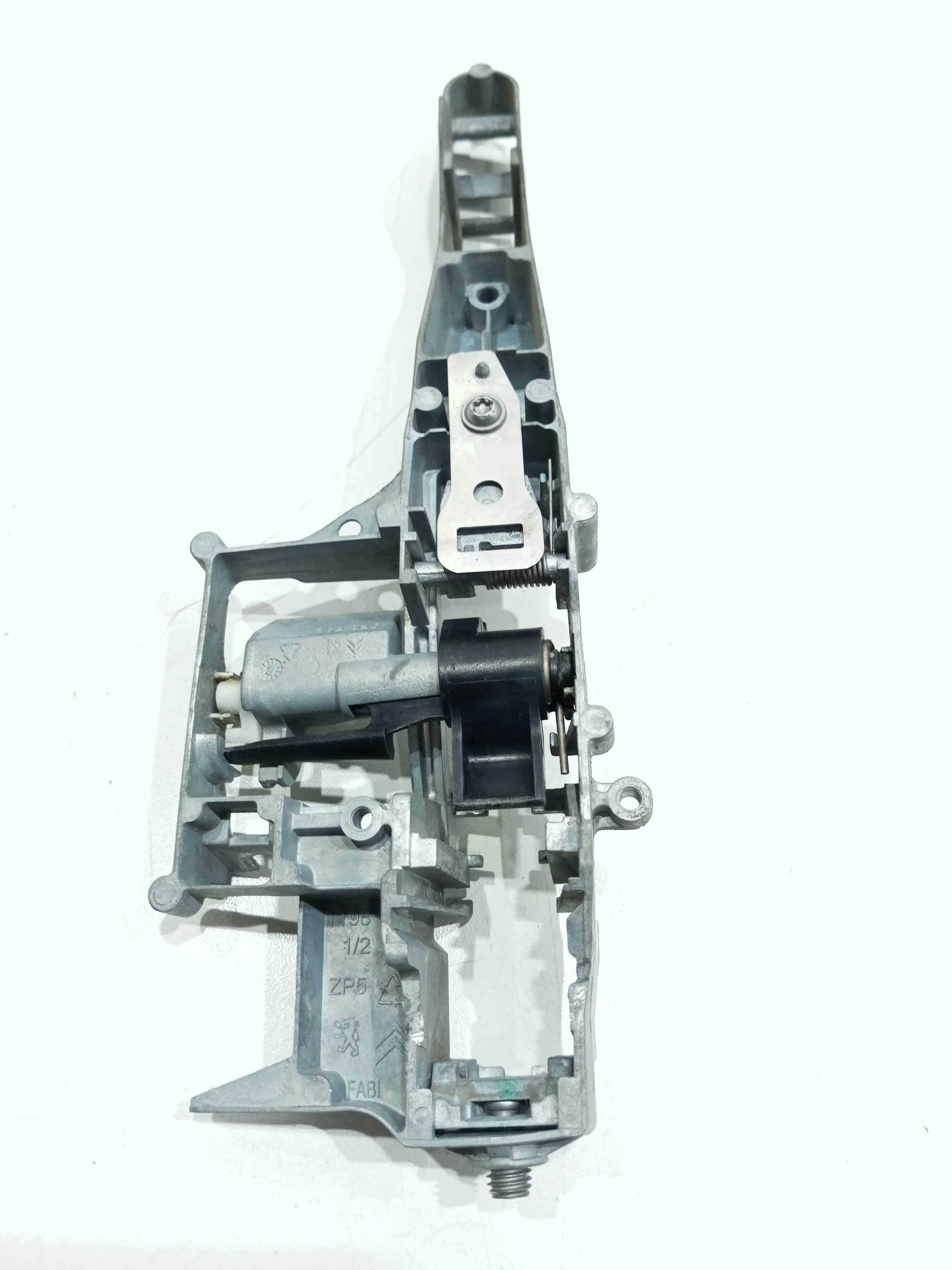 Suporte Maçaneta Externa Porta Traseira Esq. C4 2012 Hatch 3