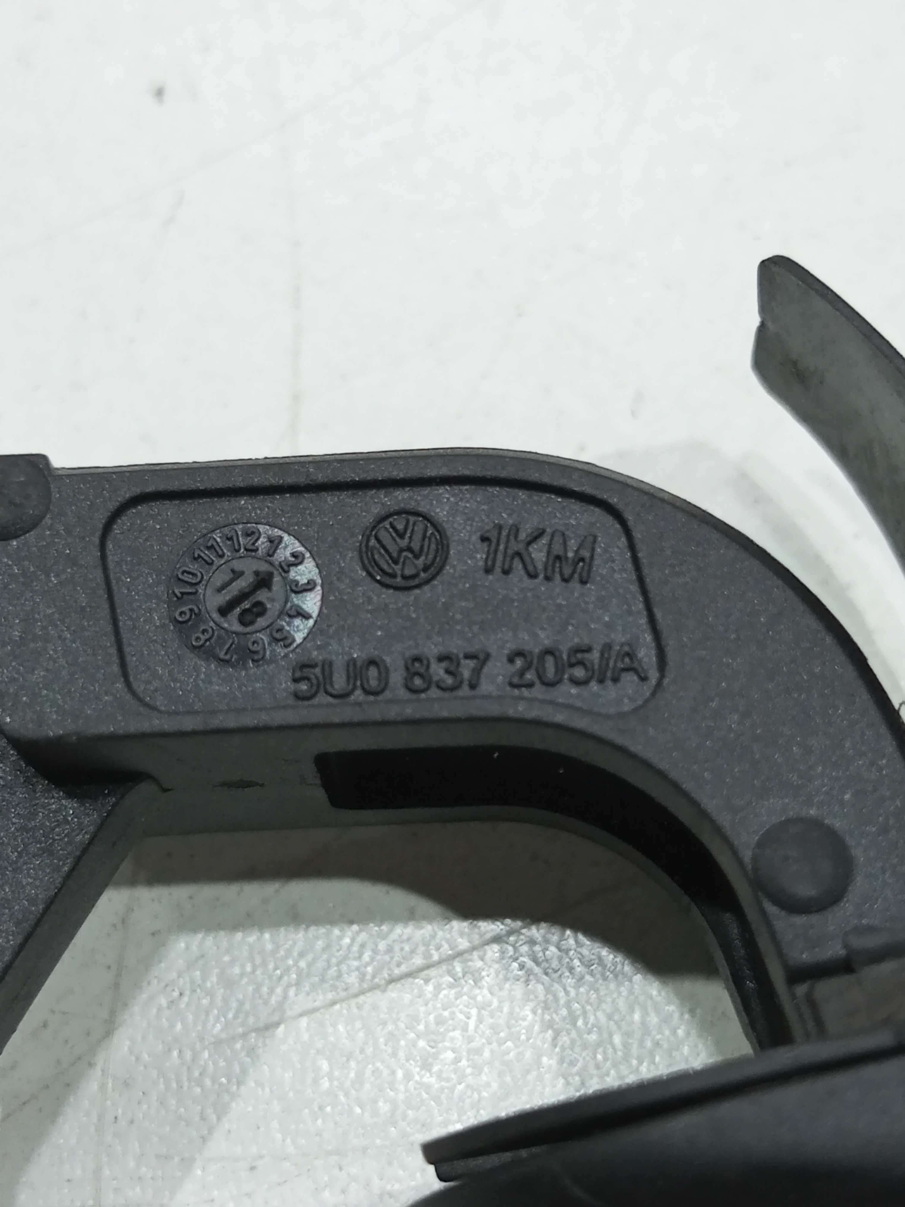 Puxador Externo Porta Lado Esquerdo Vw Saveiro 1.6 2018 4