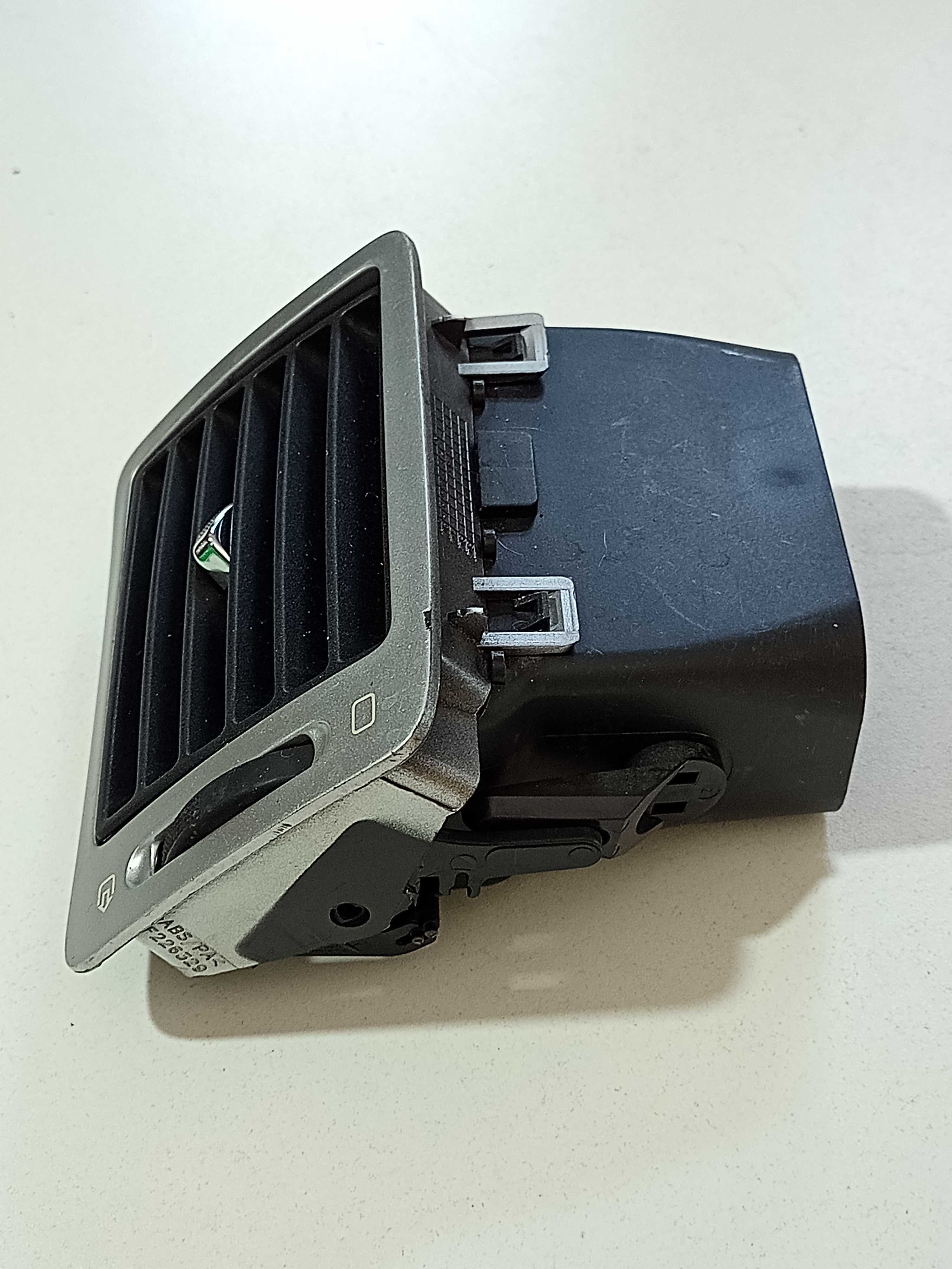 Difusor Ar Lateral Direito Peugeot 307 2007/2012 9634498977 2